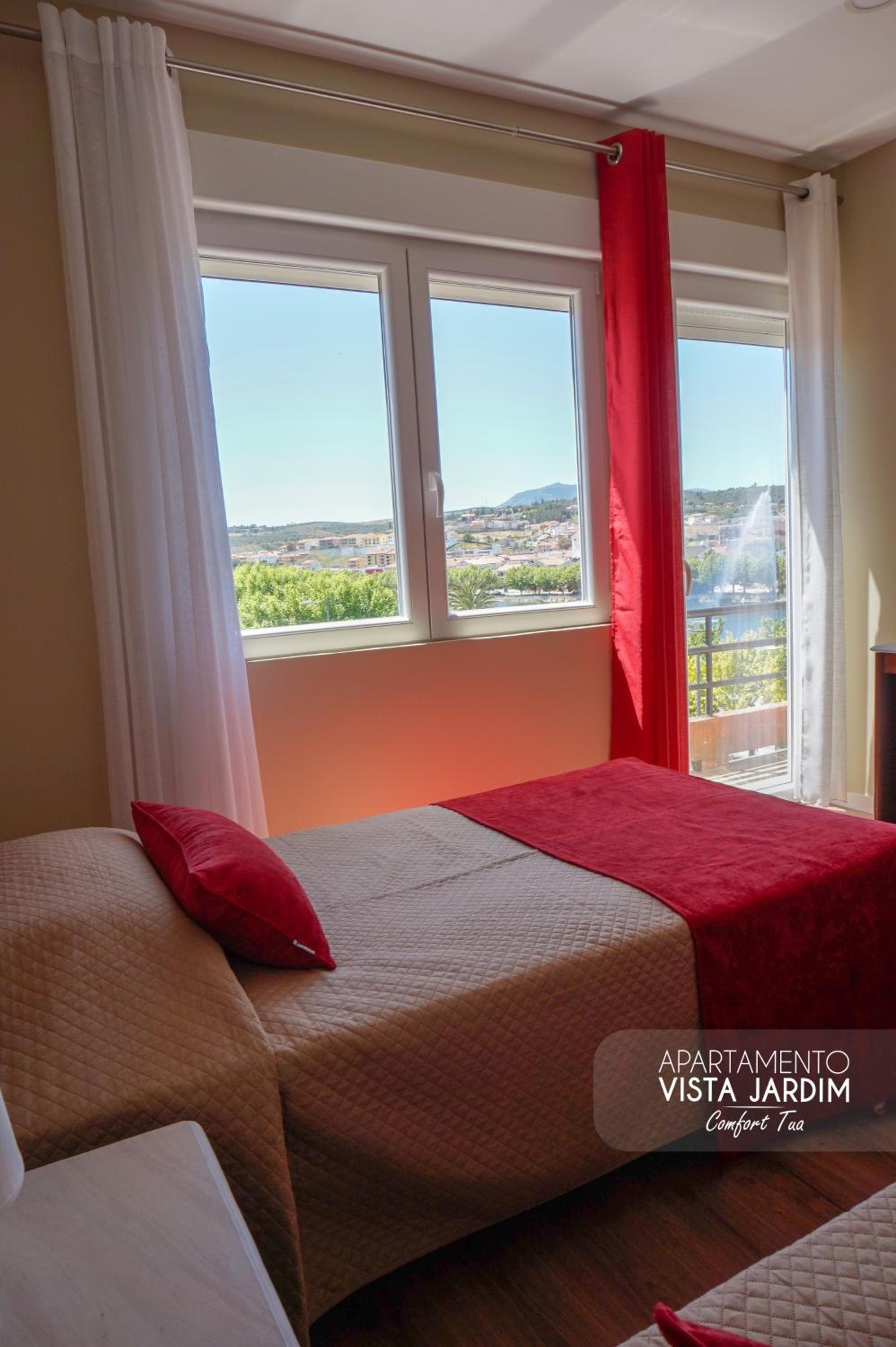 Apartment with Garden View - Photo 9