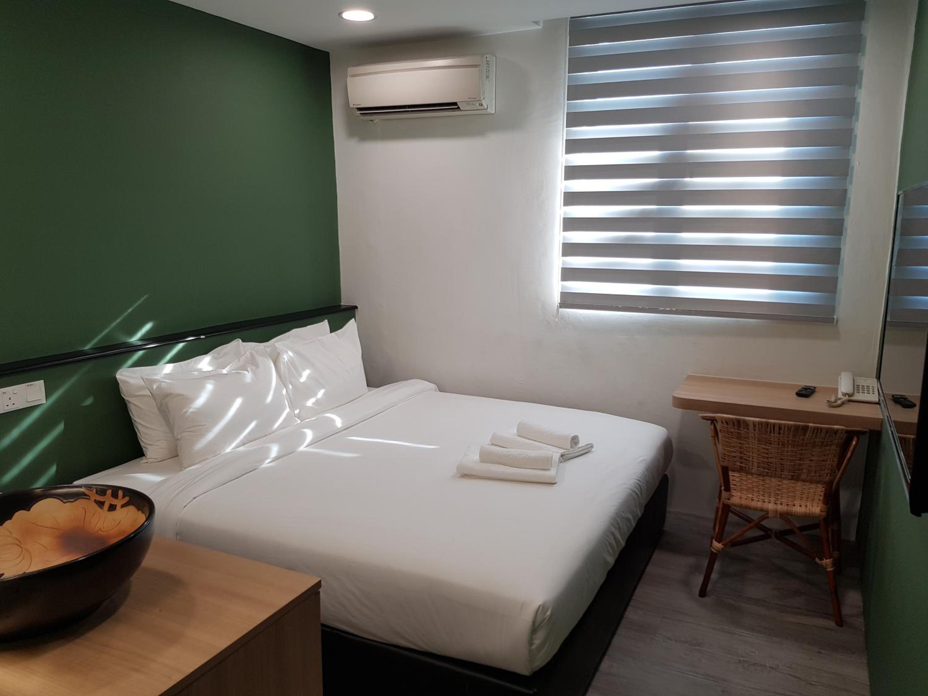 Deluxe King Room photo 2