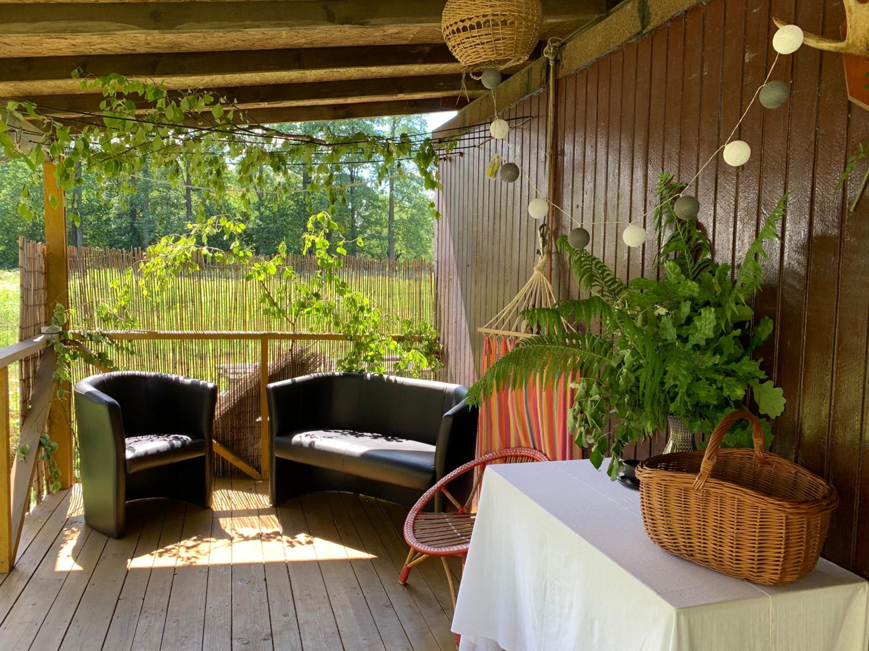 One-Bedroom Apartment - Photo 3