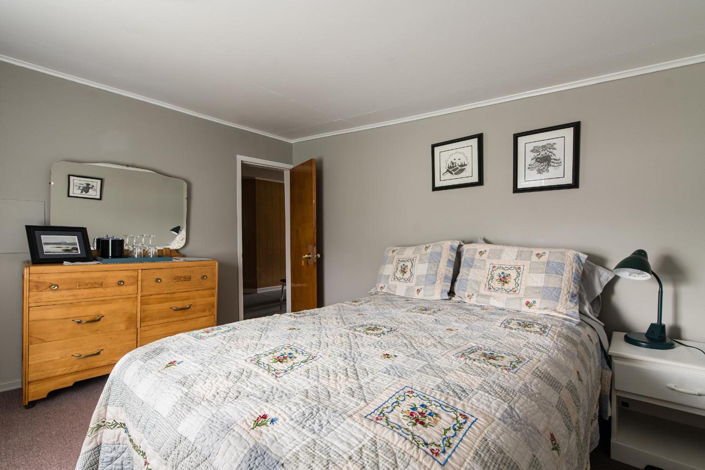 Standard Double Room with Shared Bathroom photo 1