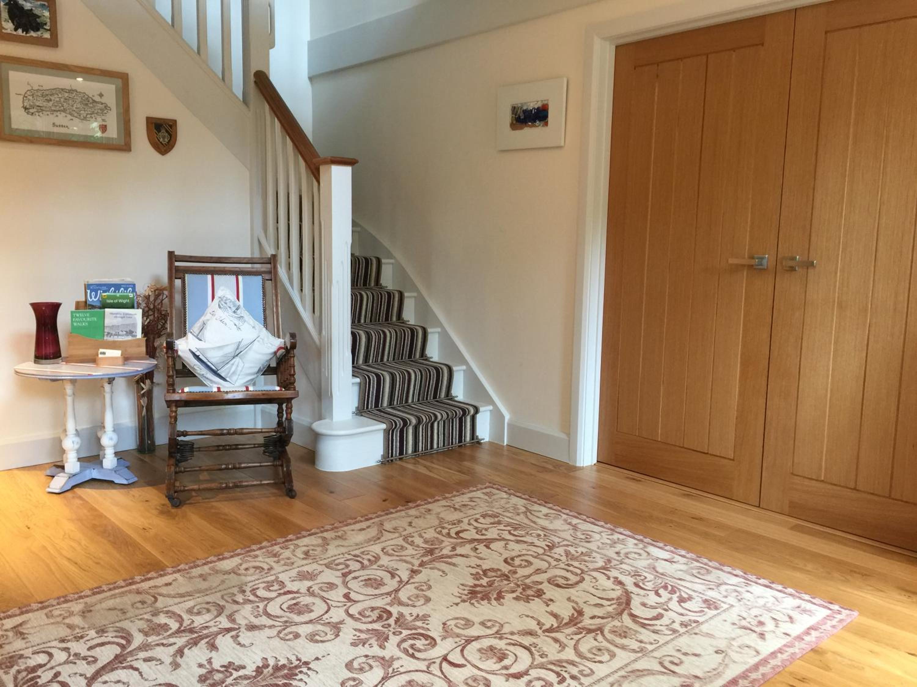 Double Room with Private Bathroom - Photo 10