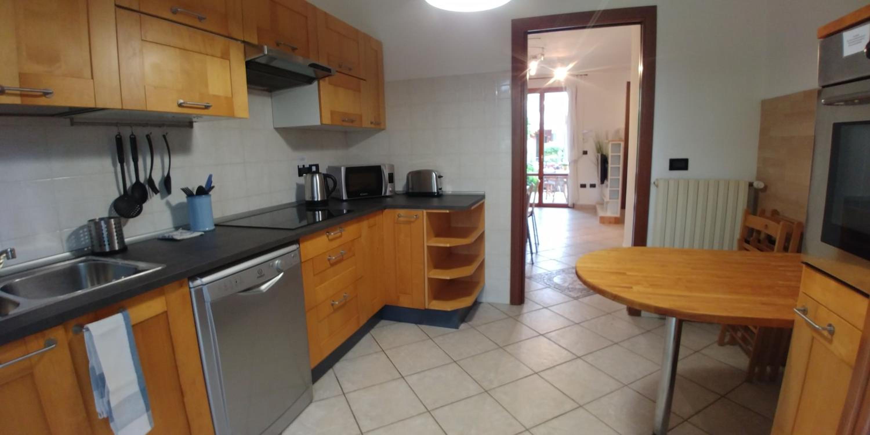 Two-Bedroom House photo 3
