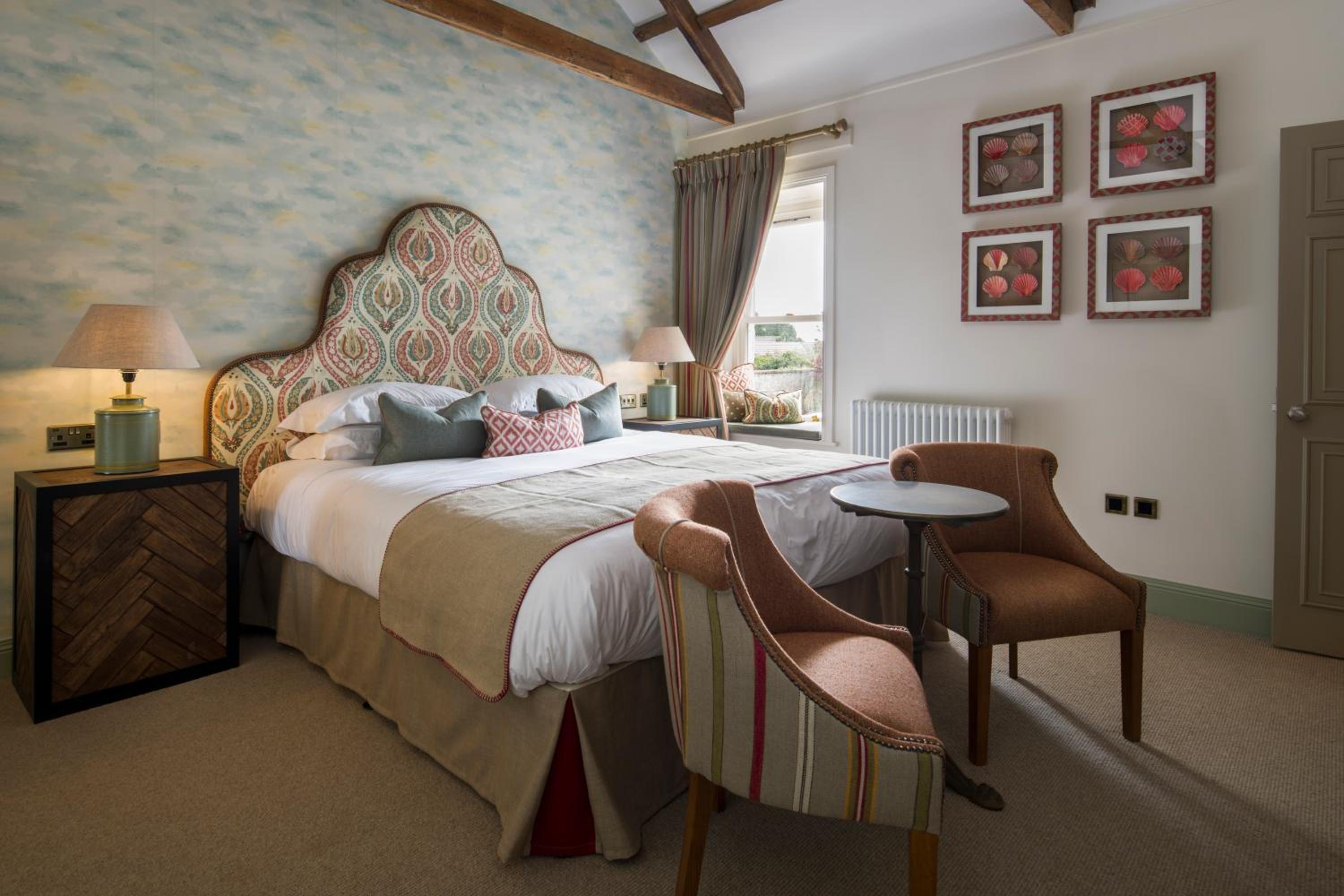 Delightful Room - Photo 4