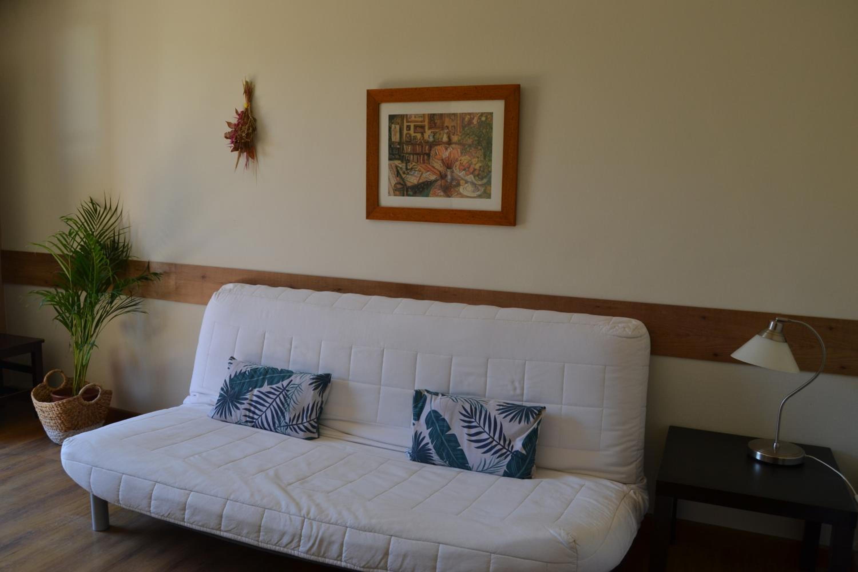 Apartamento de una habitación con balcón