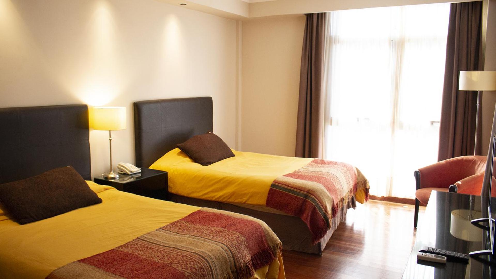 Deluxe Twin Room photo 1