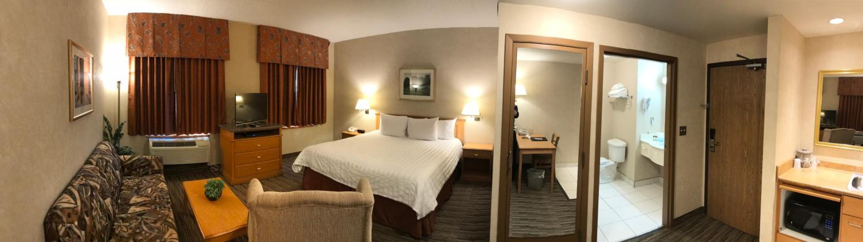 King Suite - Photo 8