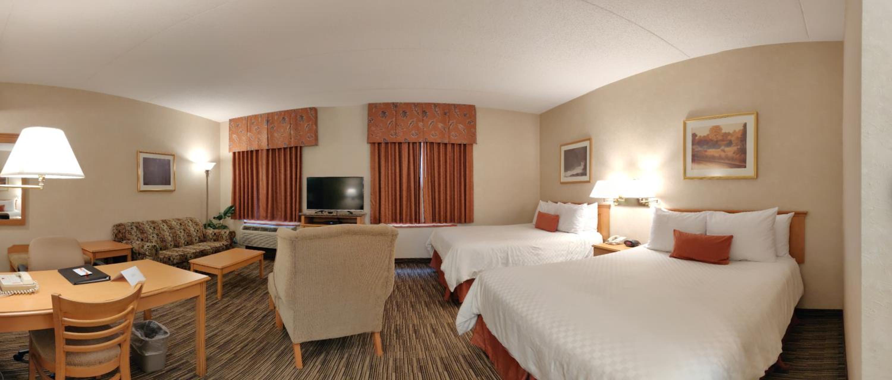 Queen Suite photo 3