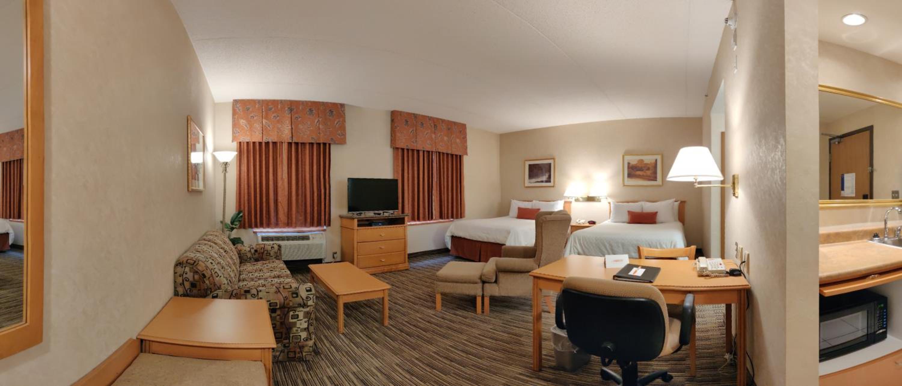 Queen Suite photo 1