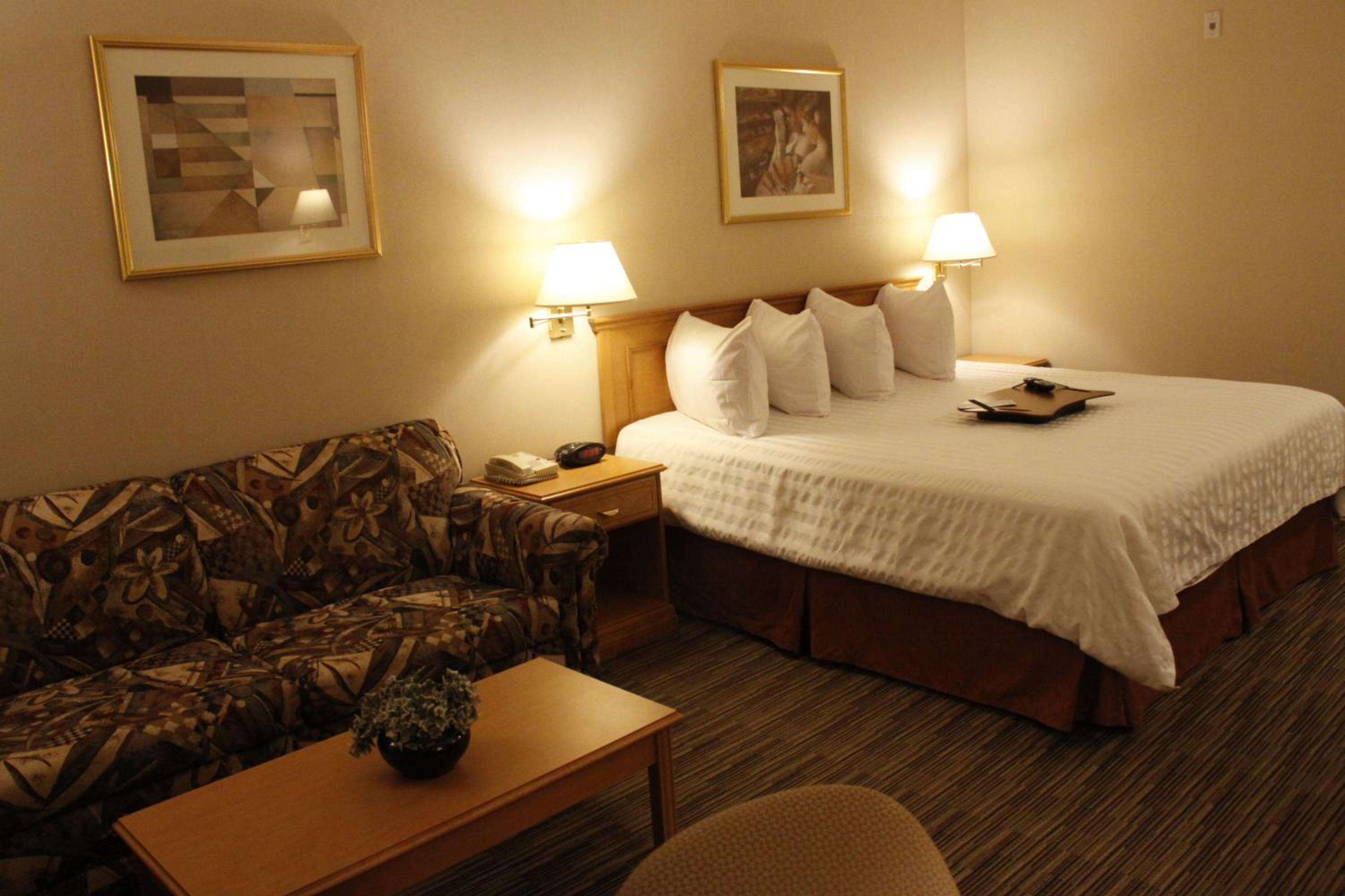 King Study Room - Photo 9
