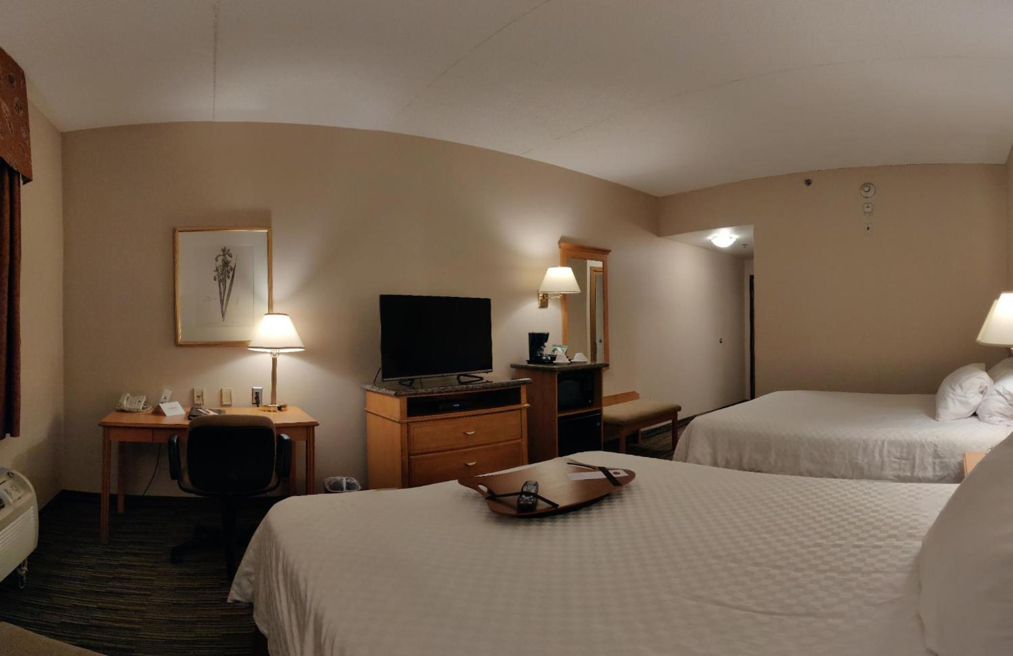 Queen Room - Photo 8