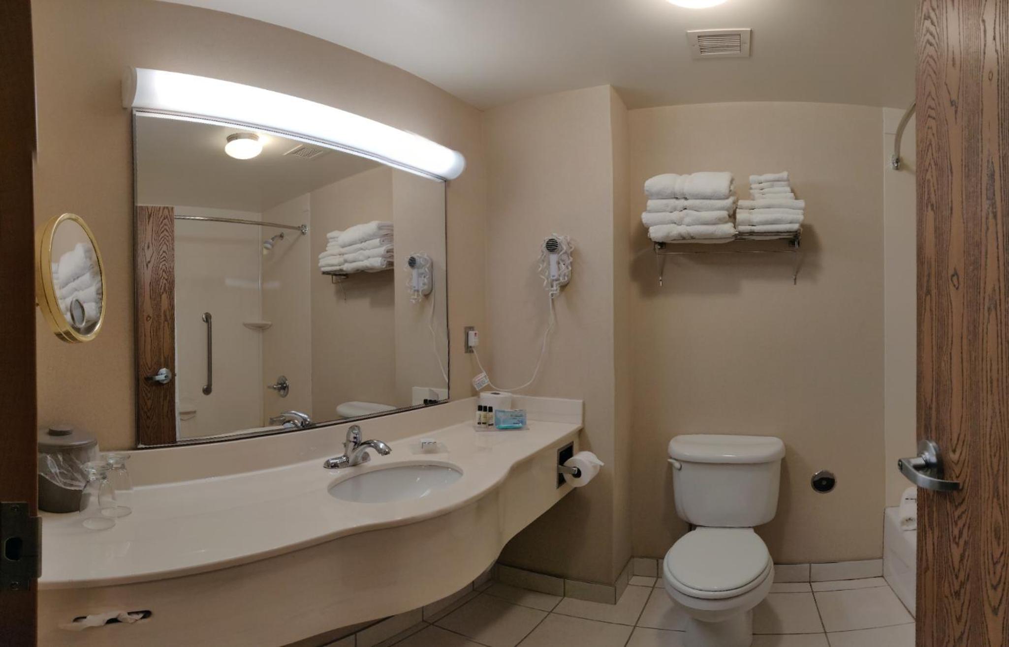 Queen Room - Photo 6