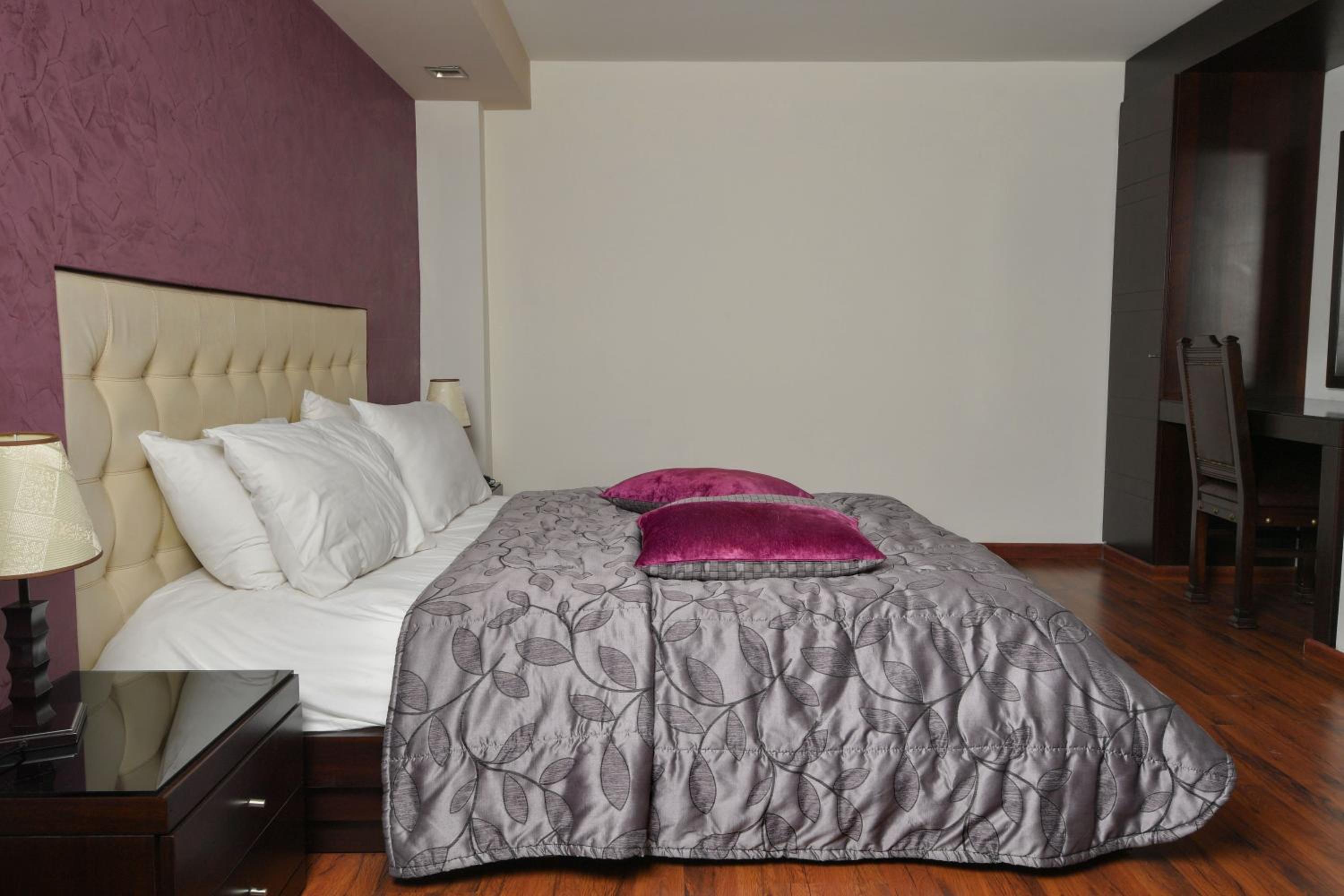 Royal Suite - Photo 6