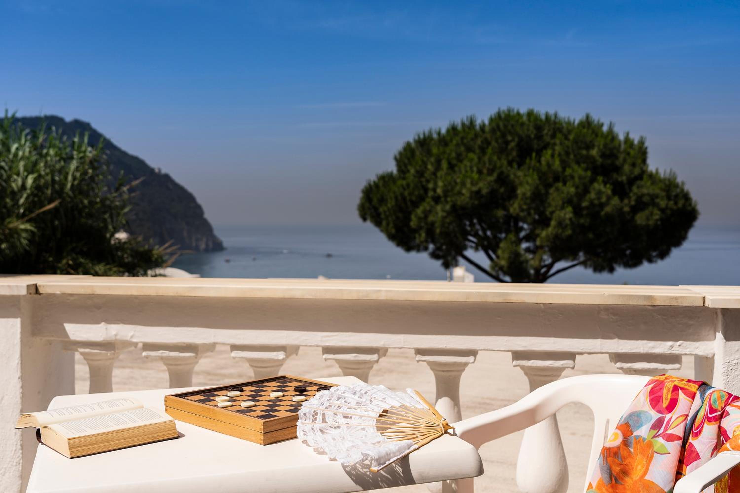 Double or Twin Room with Sea View photo 2