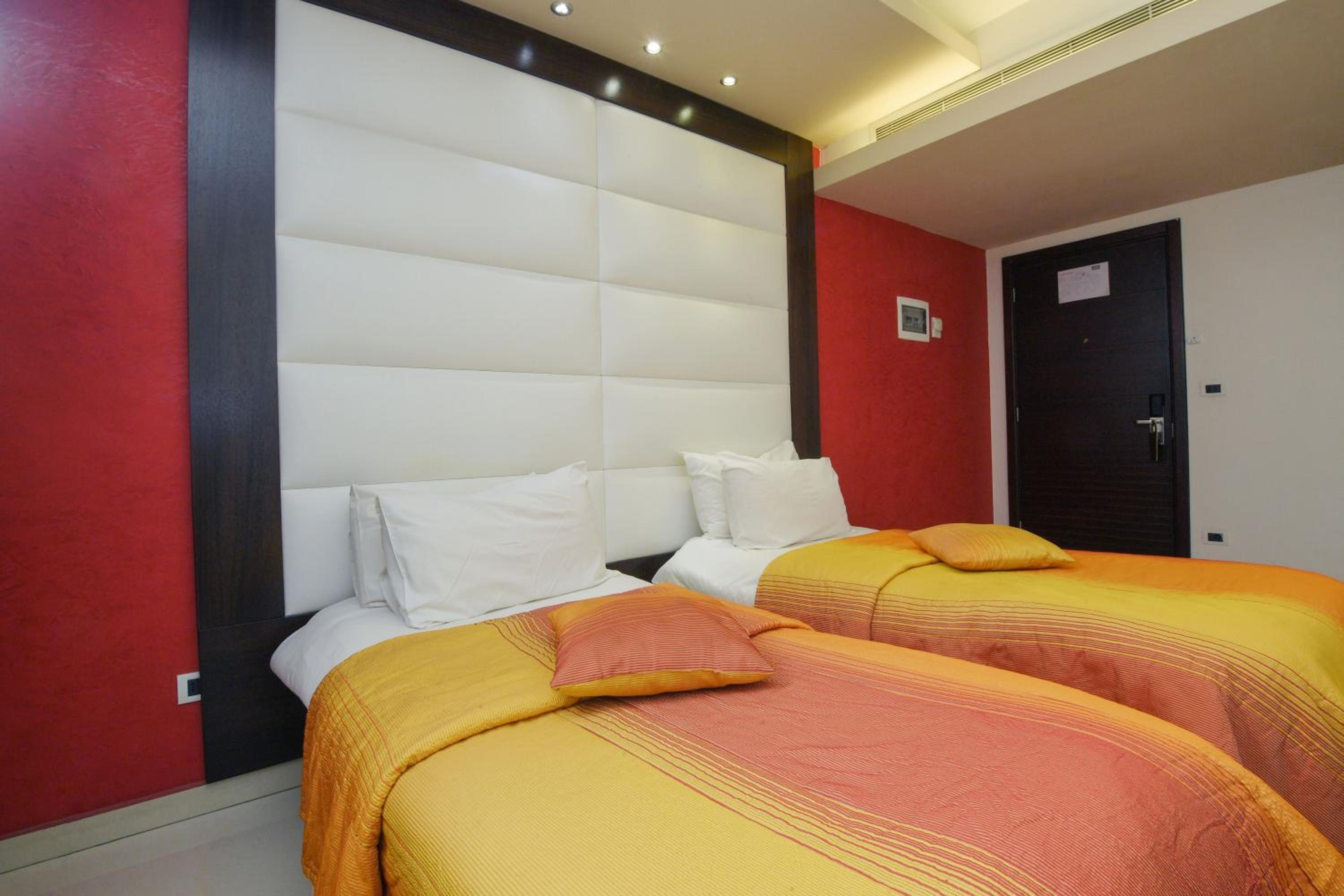 Standard Double Room - Photo 5