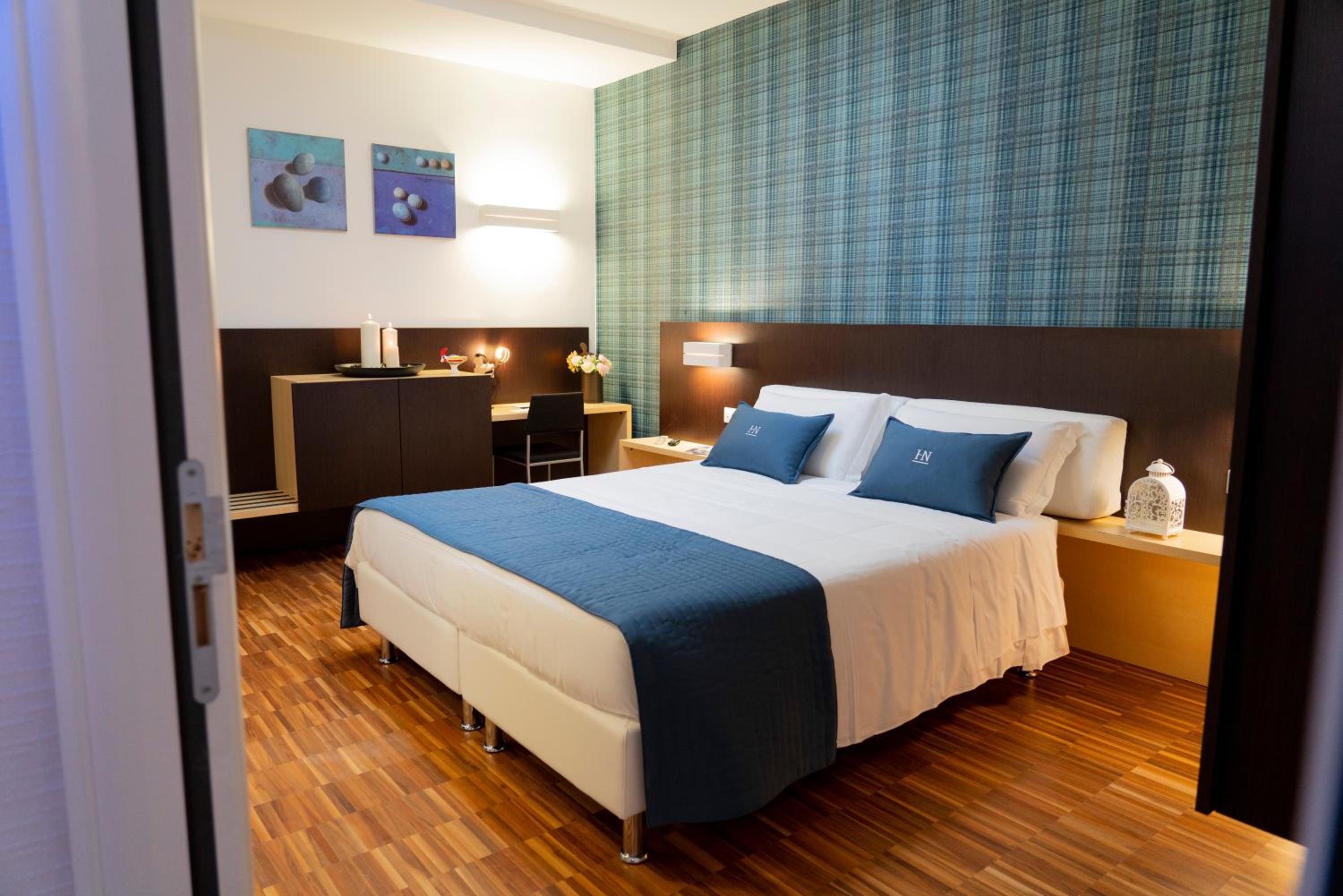 Double or Twin Room photo 2