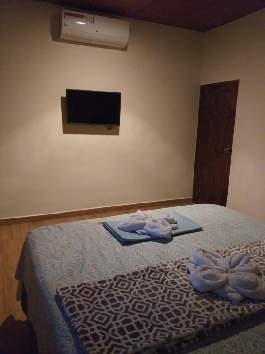Queen Room with Garden View