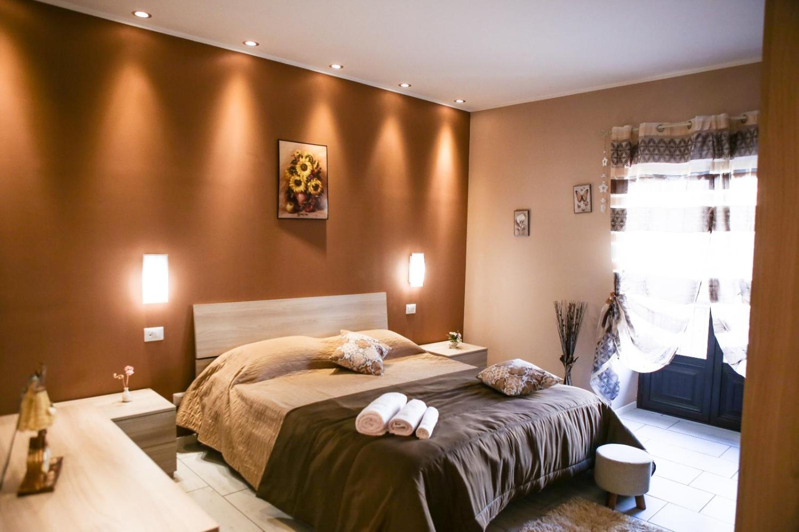 Double Room - Photo 2