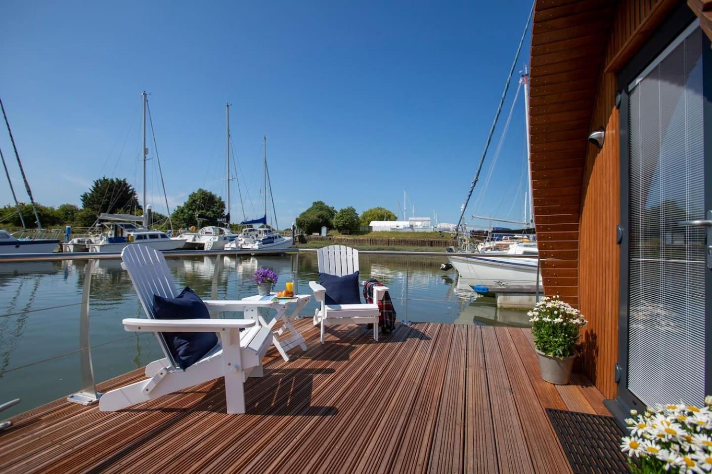 Deluxe Double Room with Sea View - Photo 44
