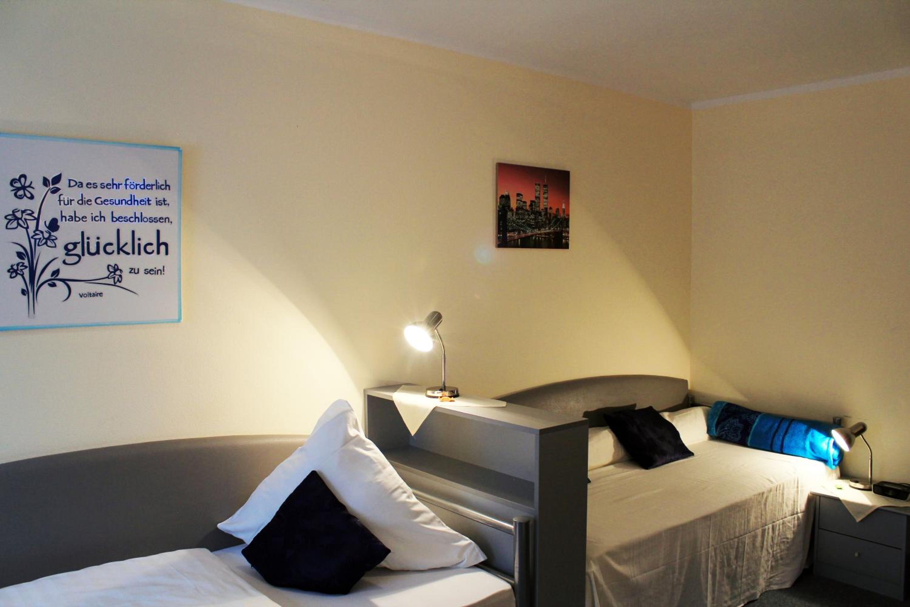 Single Room photo 2