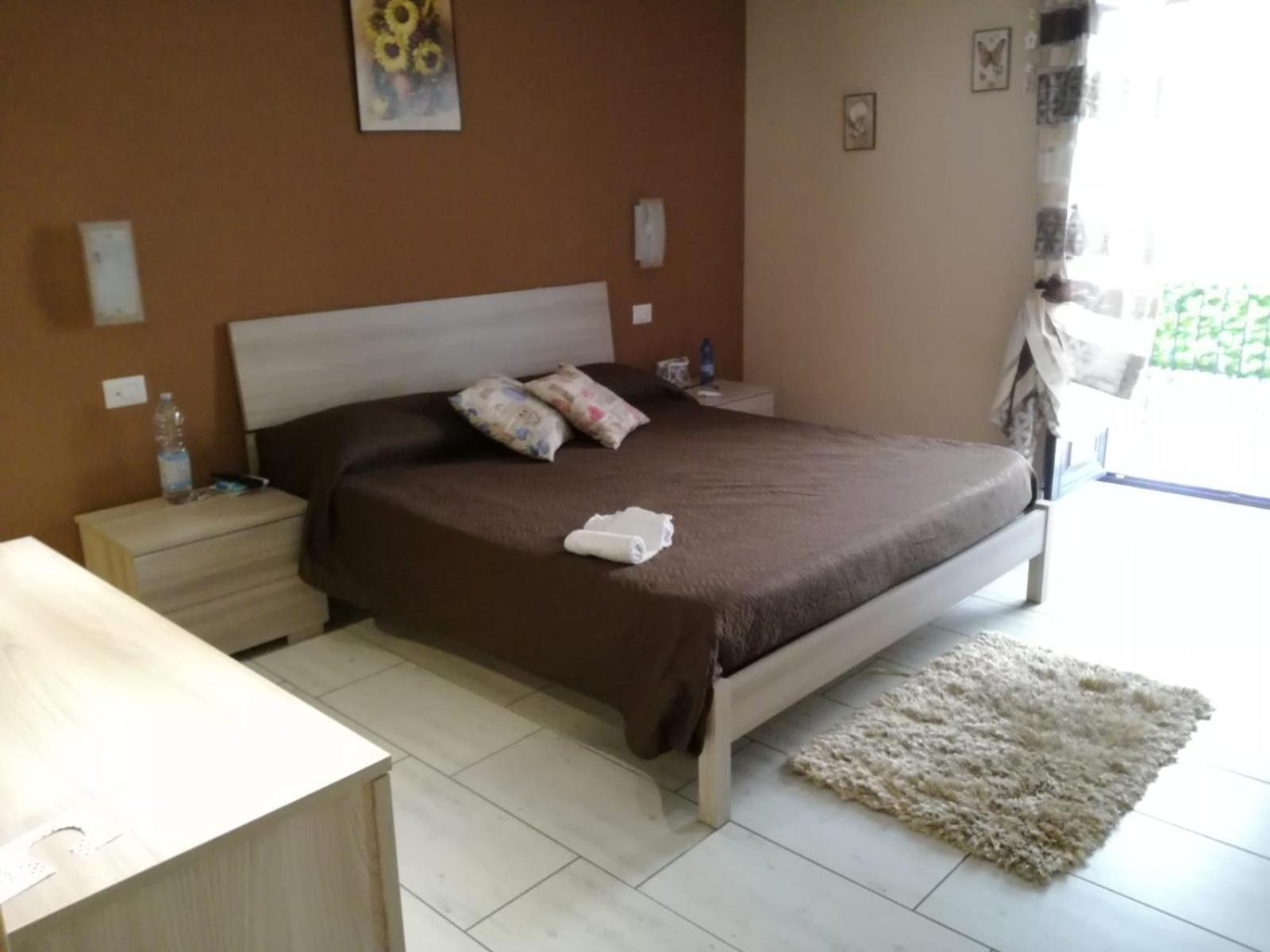 Double Room - Photo 4