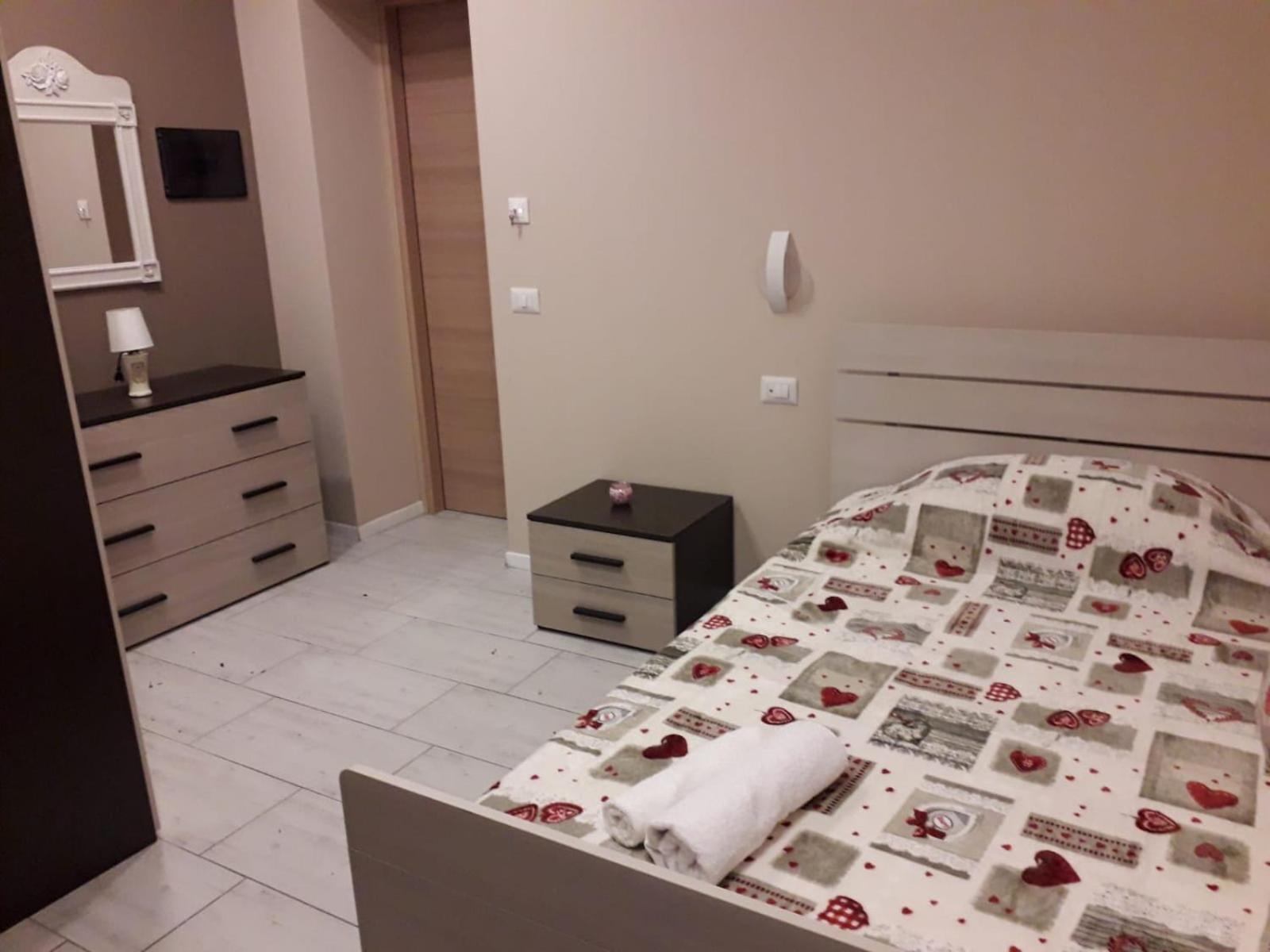 Single Room photo 2