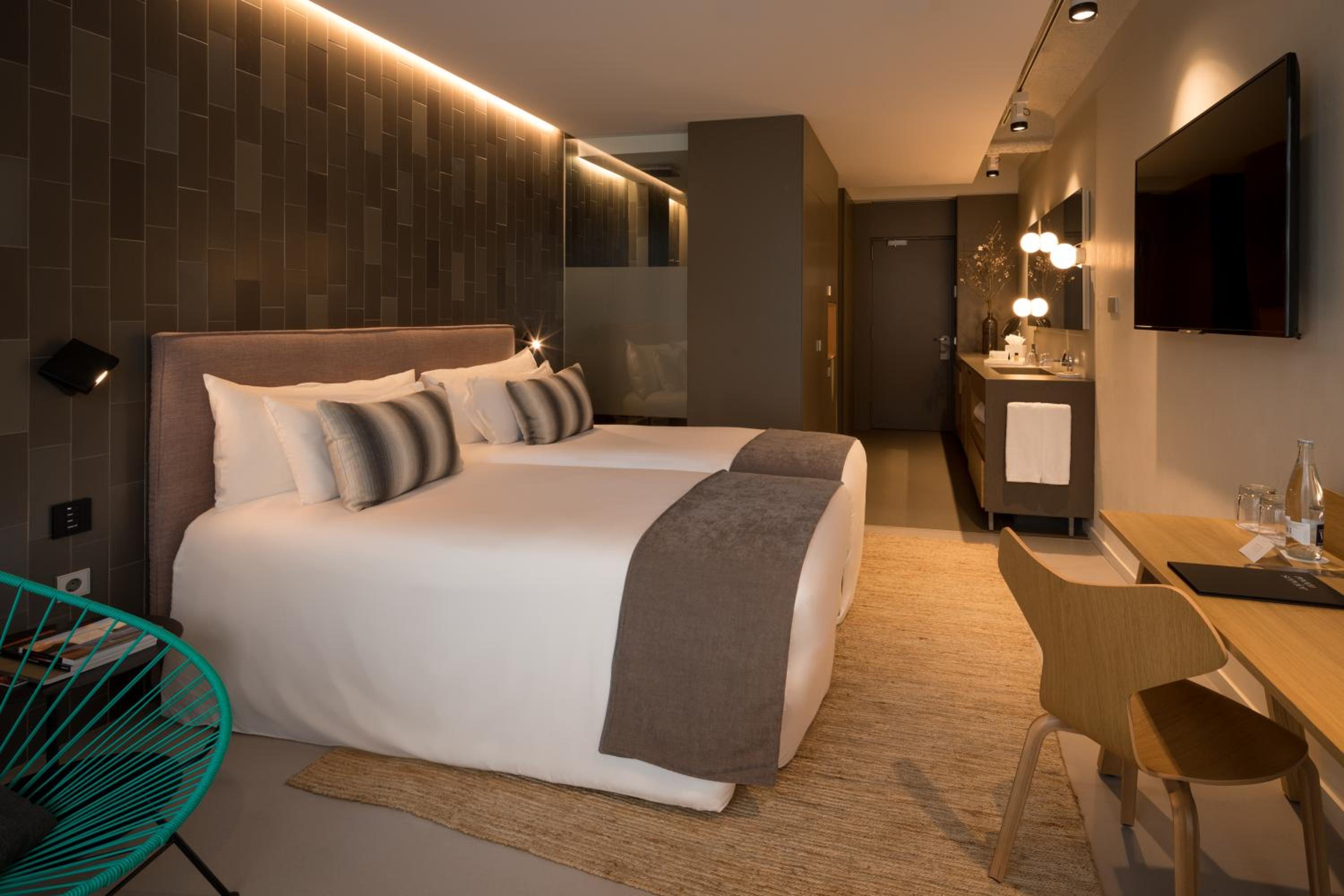 Superior Twin Room photo 3