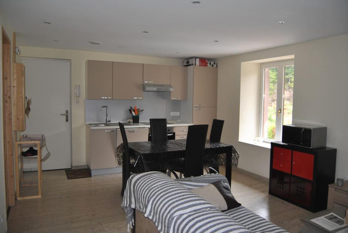 Two-Bedroom Apartment photo 2