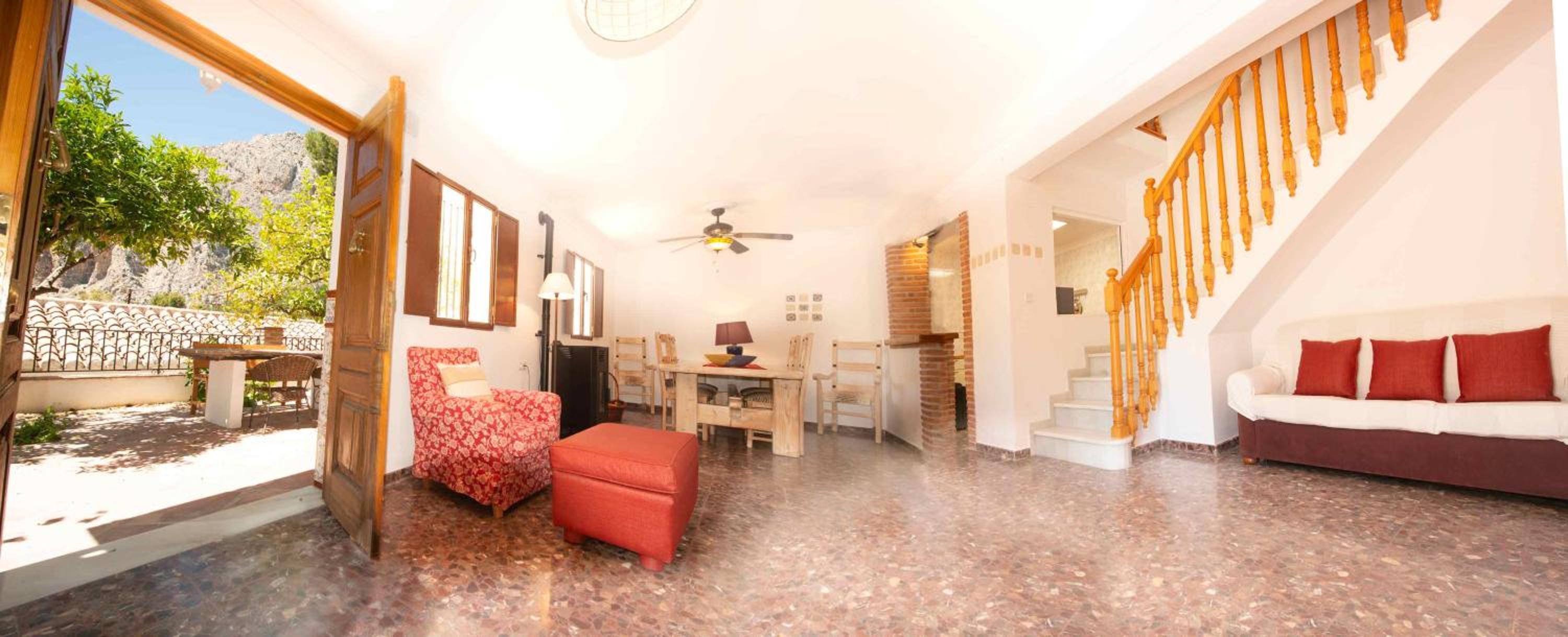 Two-Bedroom Apartment - Photo 32