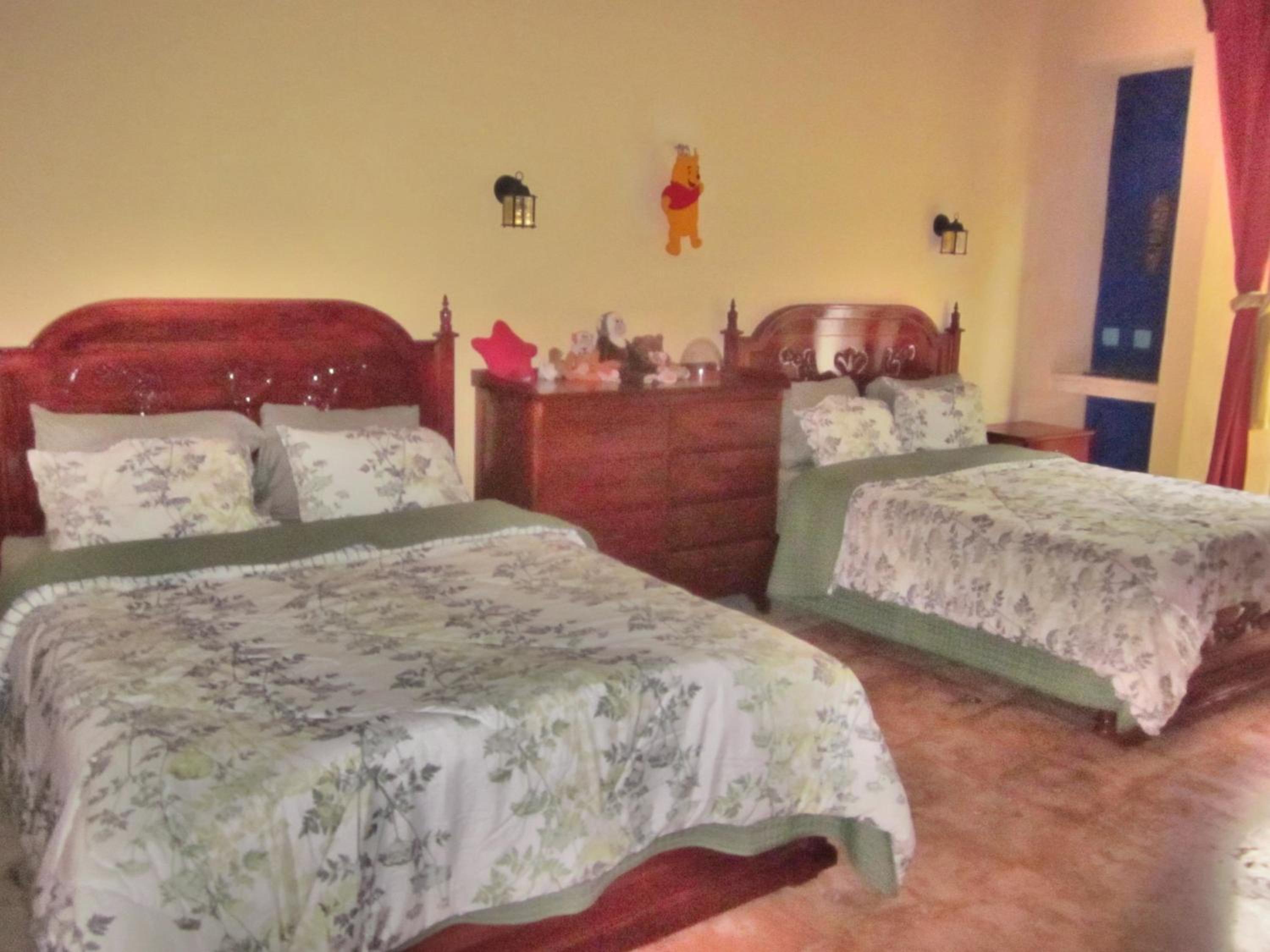 Twin Room with Balcony - Photo 5