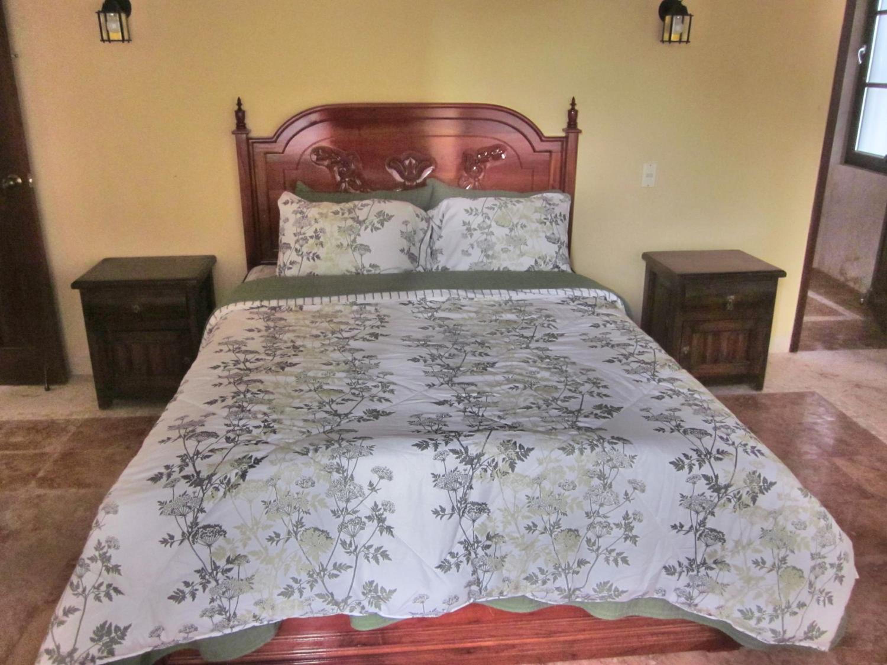 Double Room - Photo 6