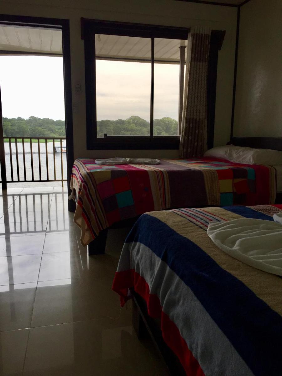 Triple Room with River View photo 2