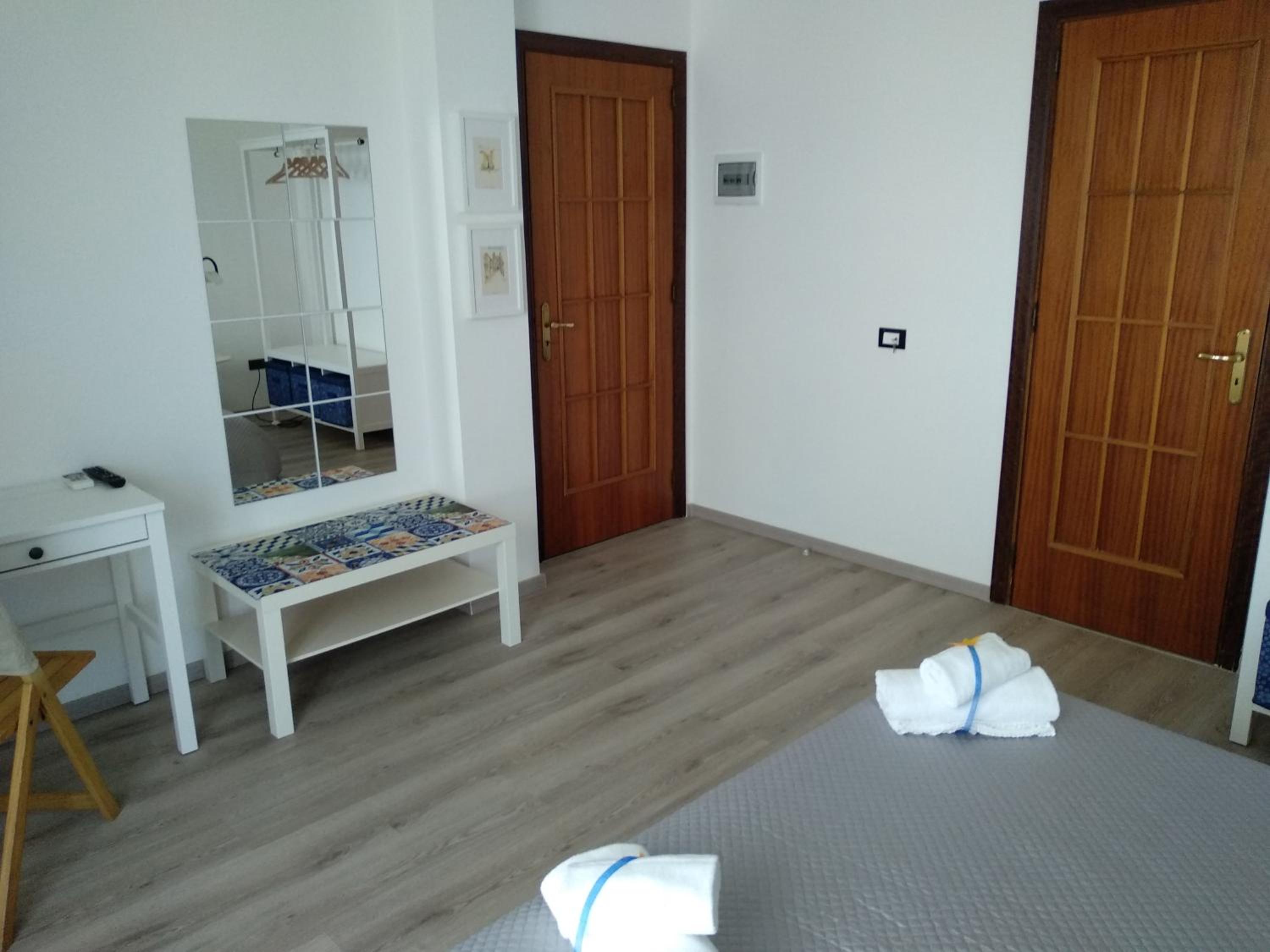 Deluxe Double Room with Balcony and Sea View photo 1