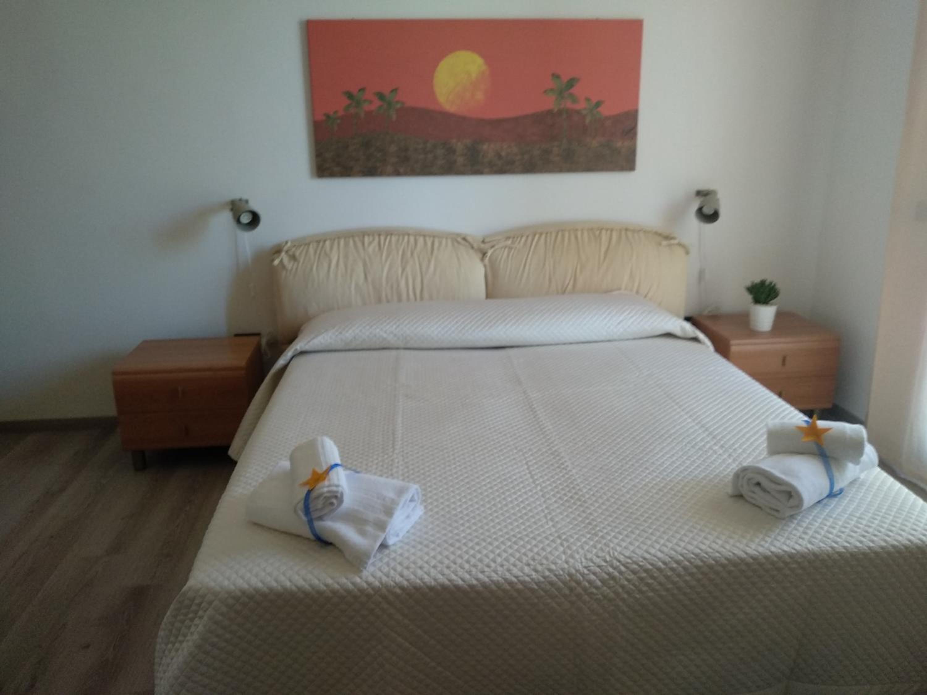 Deluxe Double Room with Balcony photo 1