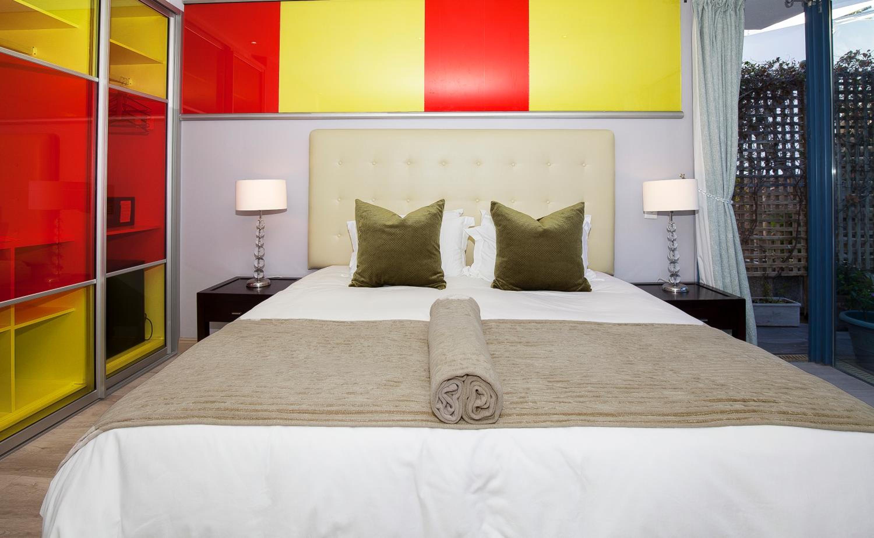 Double or Twin Room with Mountain View