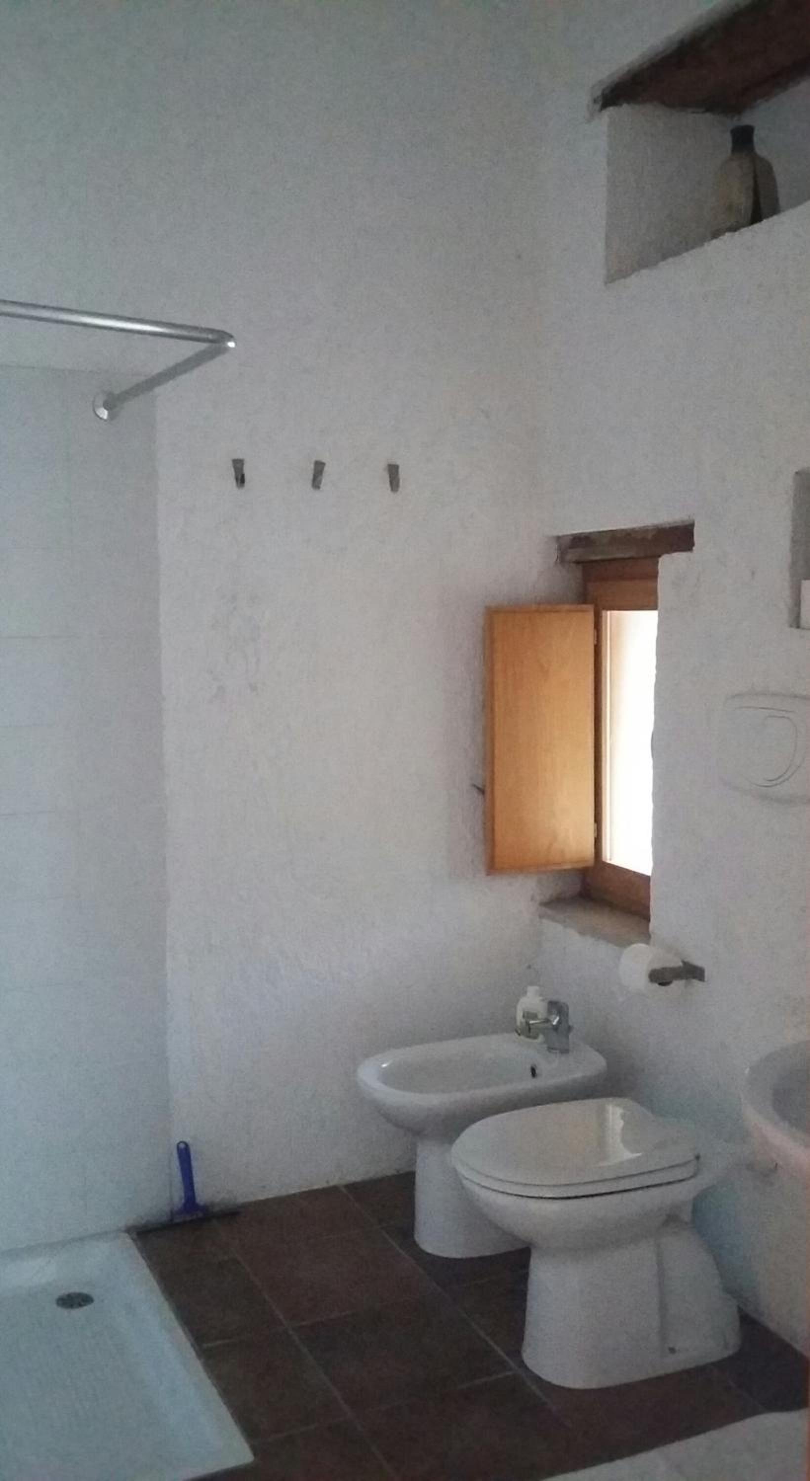 Standard Double Room - Photo 2