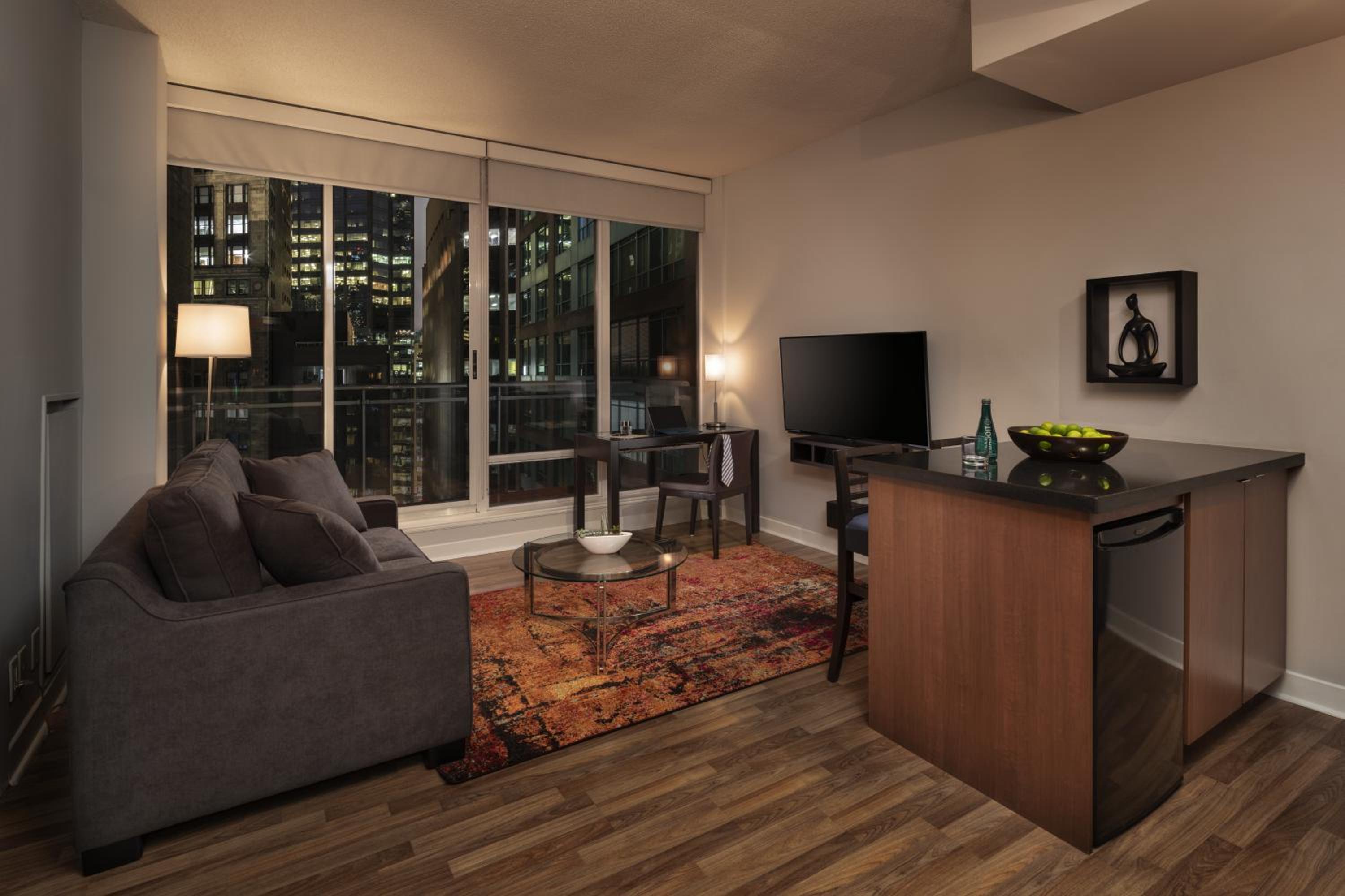 Family Suite with Sofabed - Photo 7