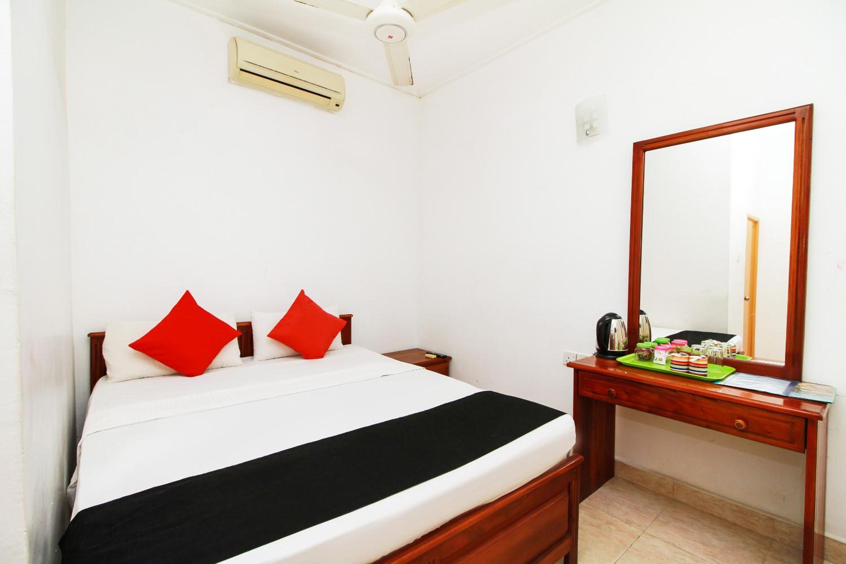 Standard Double Room photo 3