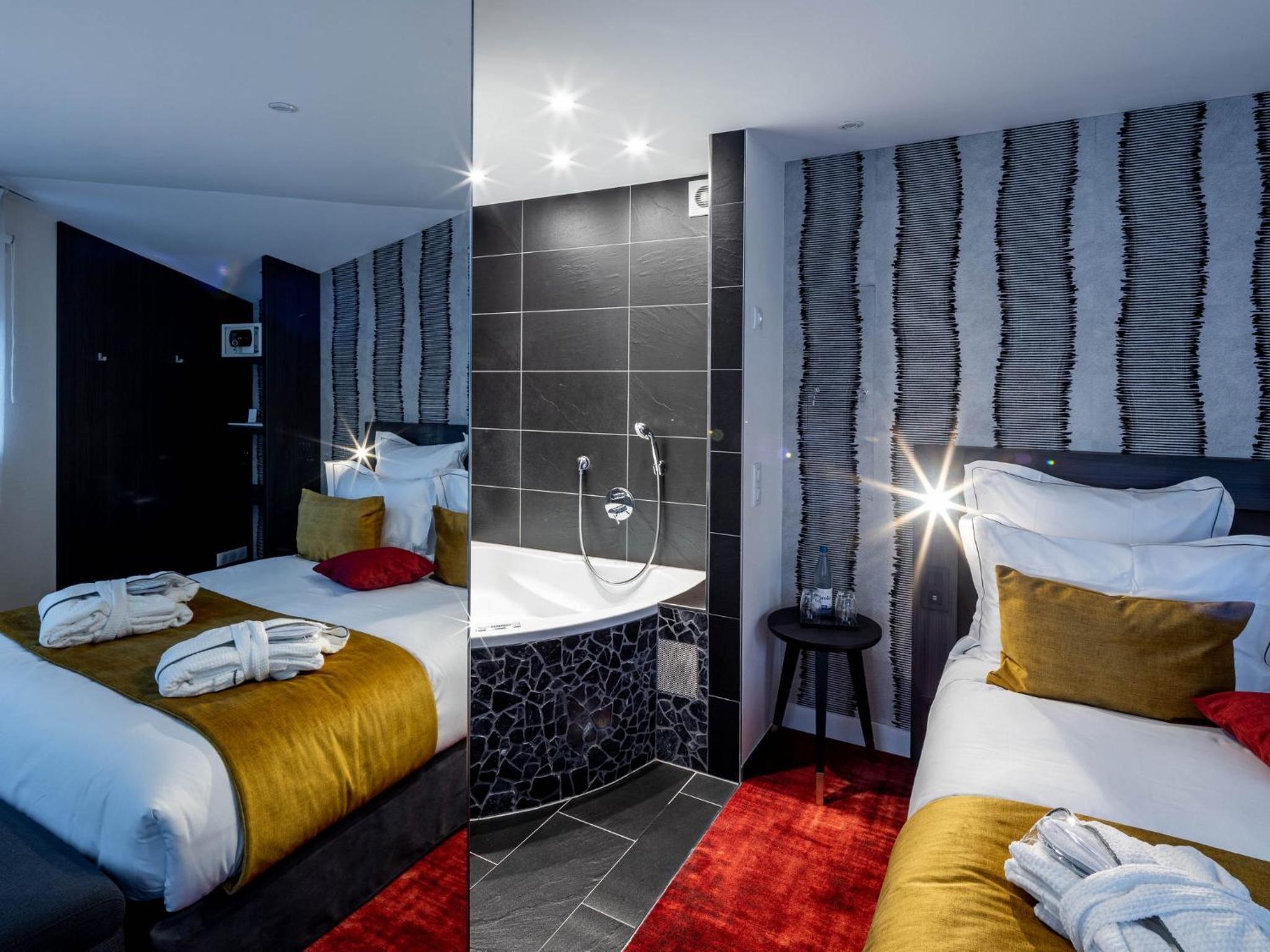 Double Room with Spa Bath - Photo 8