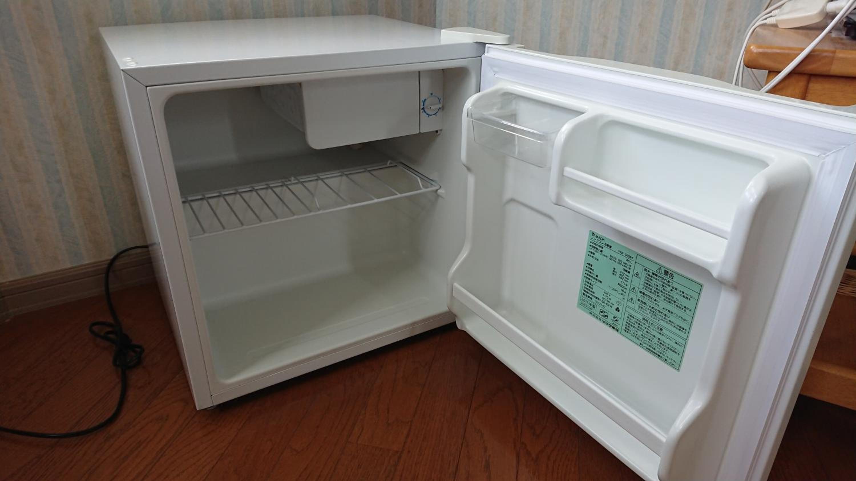Twin Room - Non Smoking - Photo 9