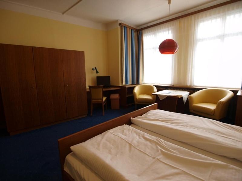 Standard Double Room - Photo 3