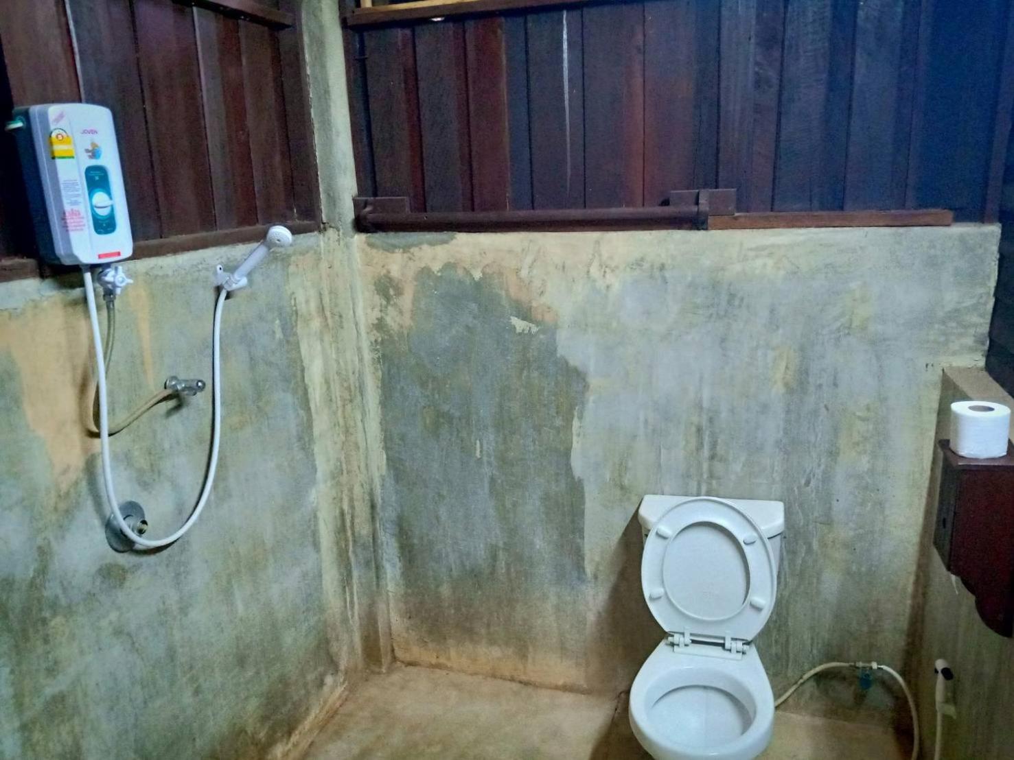 Standard Double Room with Fan - Photo 2
