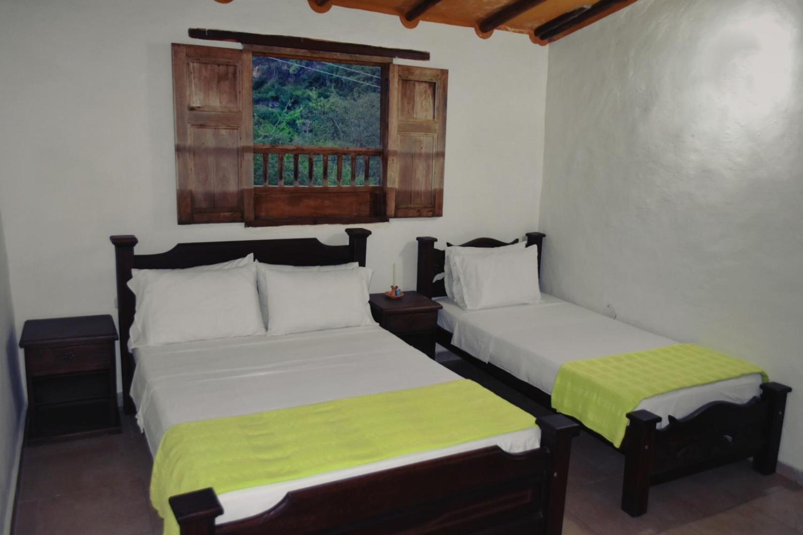 Triple Room with Bathroom photo 1