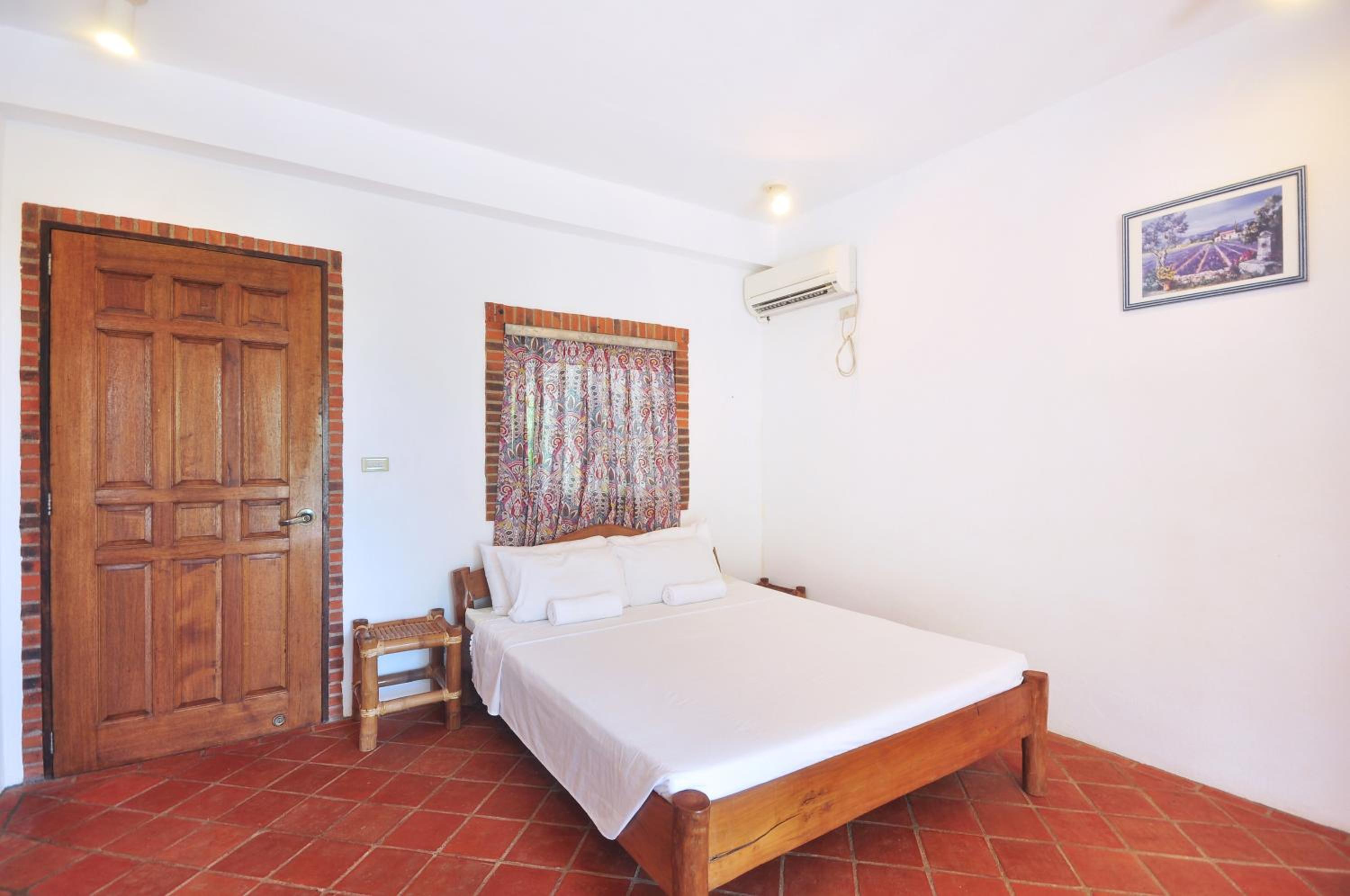 Standard Room - Photo 9