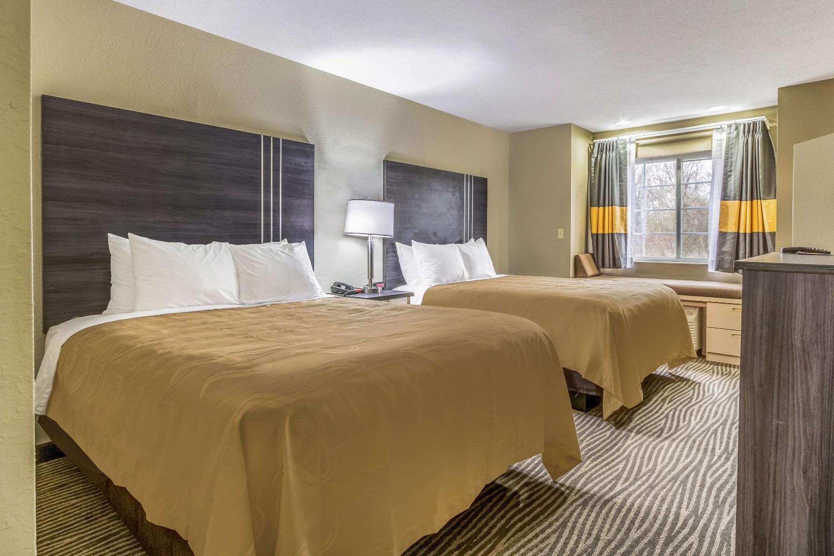 Queen Room with Two Queen Beds - Photo 1