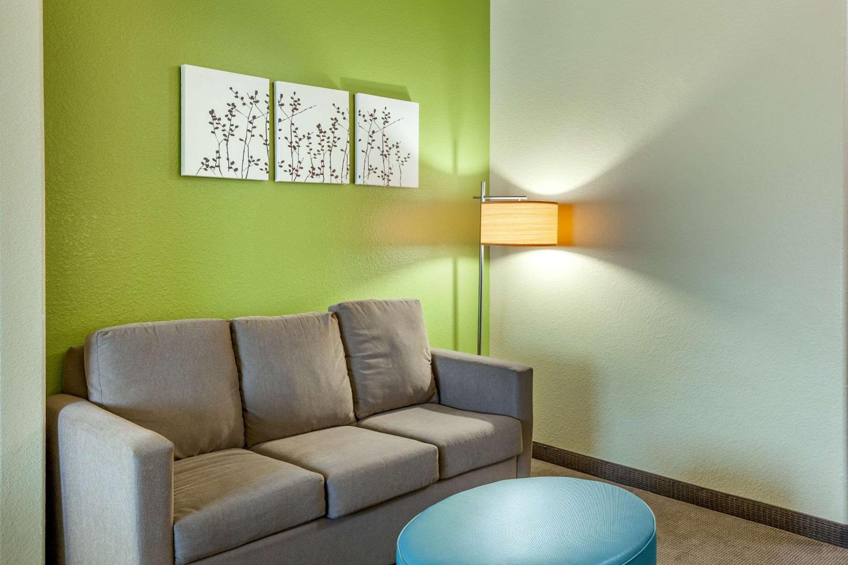 King Suite - Photo 3