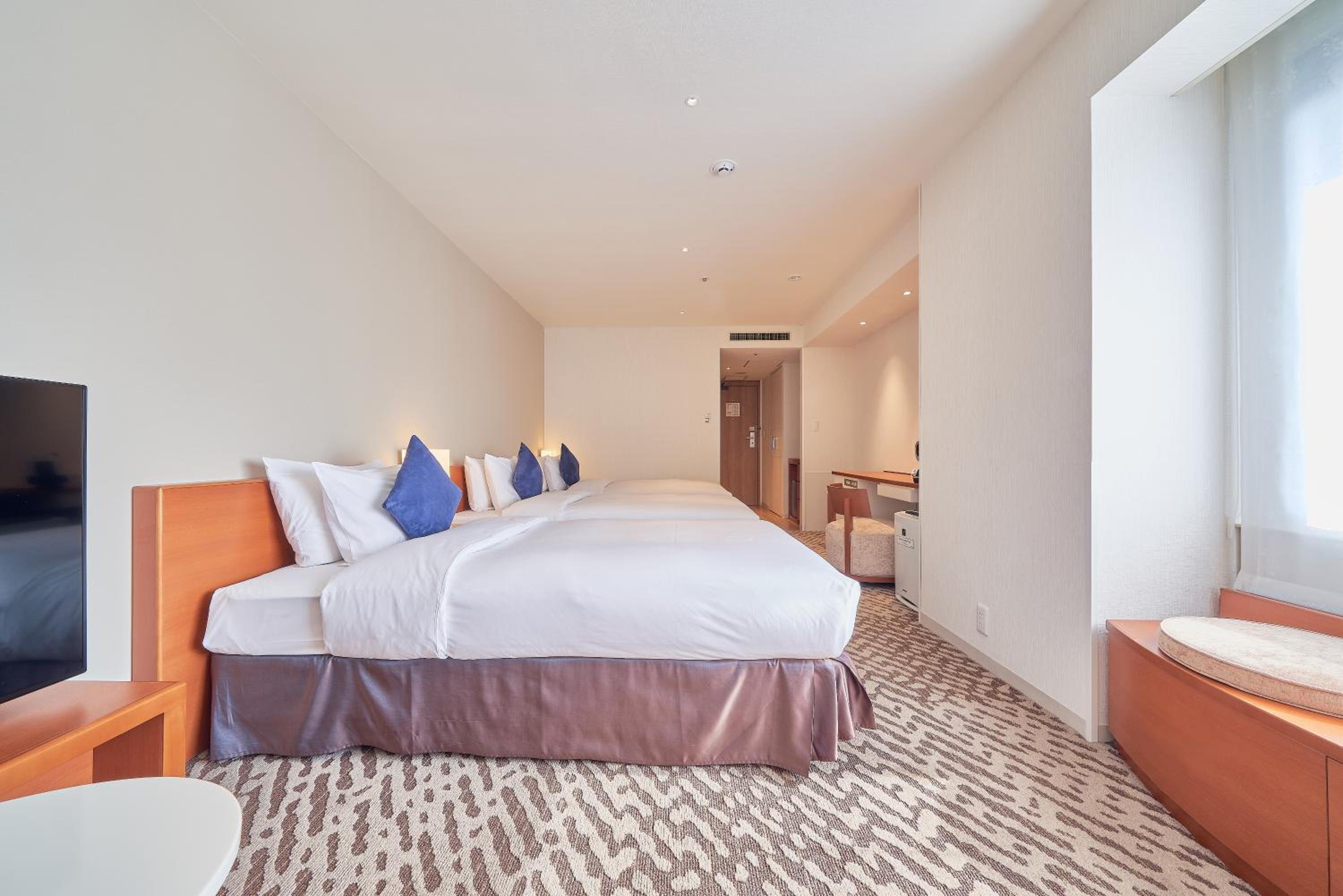 Superior Triple Room - Non-Smoking - Photo 5