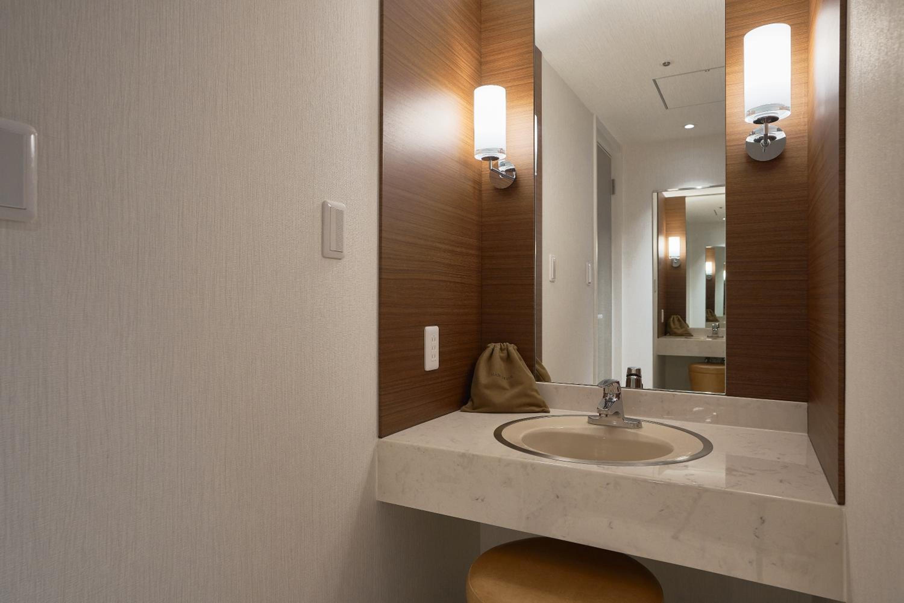 Superior Large Twin Room - Non-Smoking - Photo 2