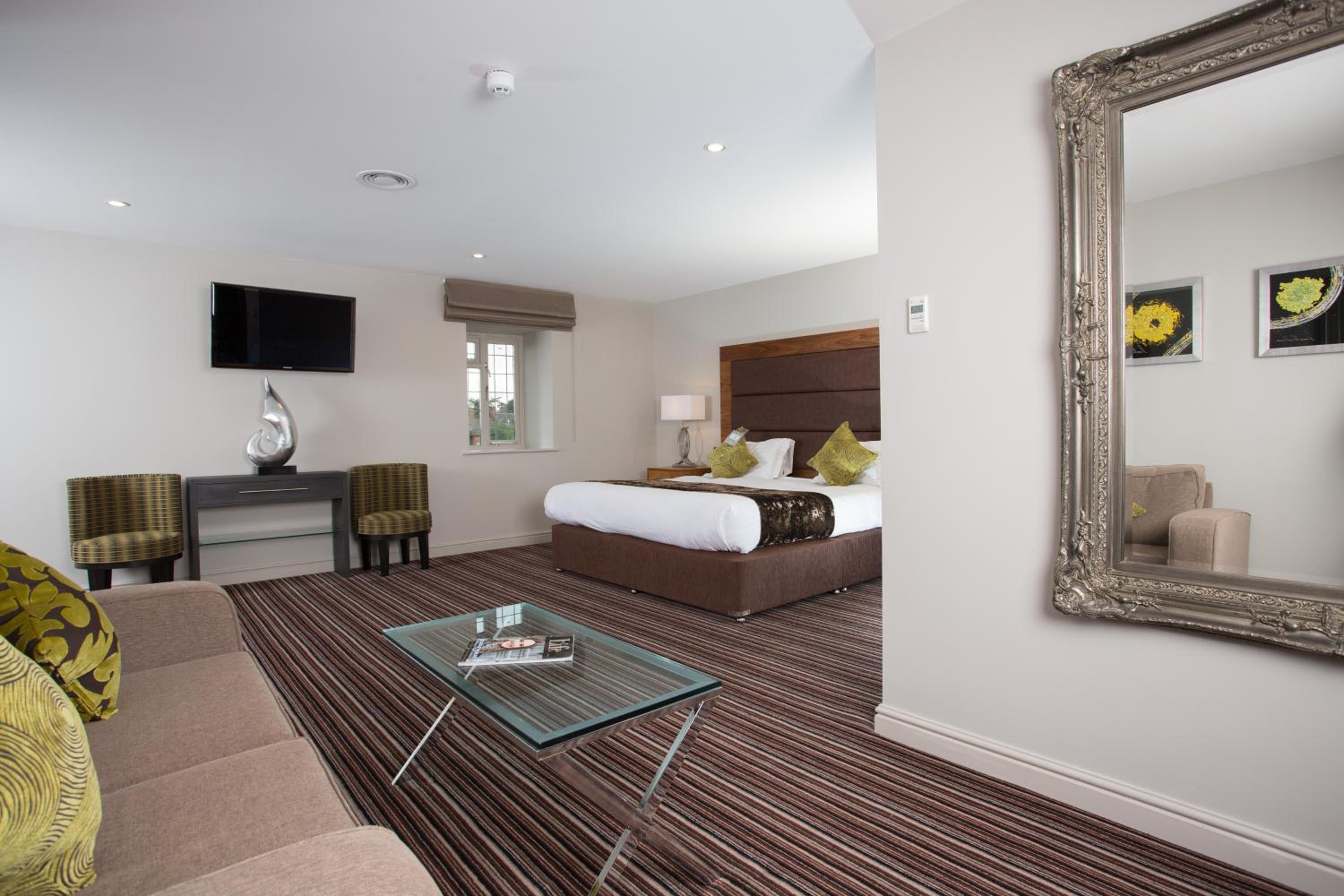 Executive Suite photo 2