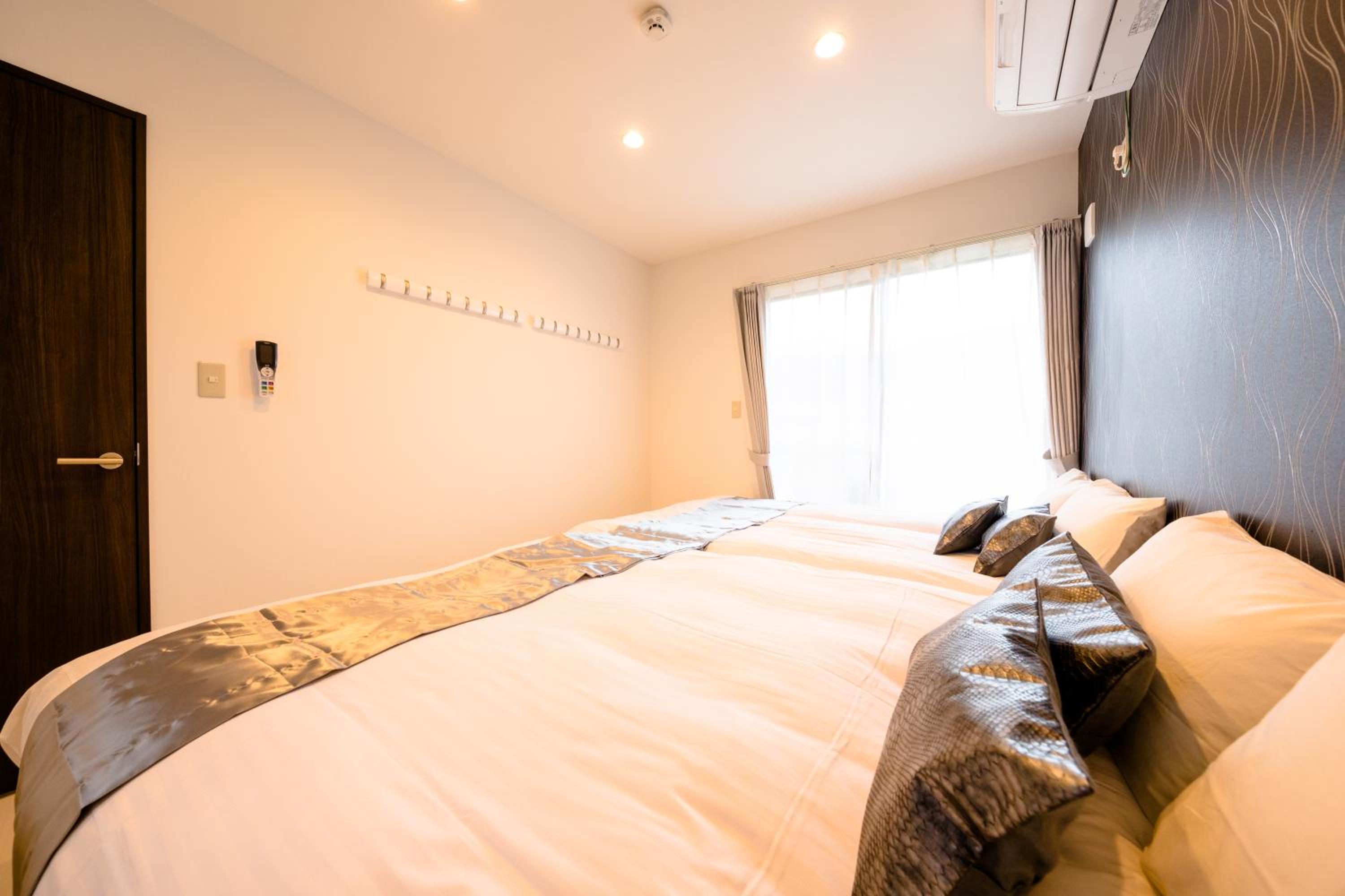 Three-Bedroom Villa - Photo 44