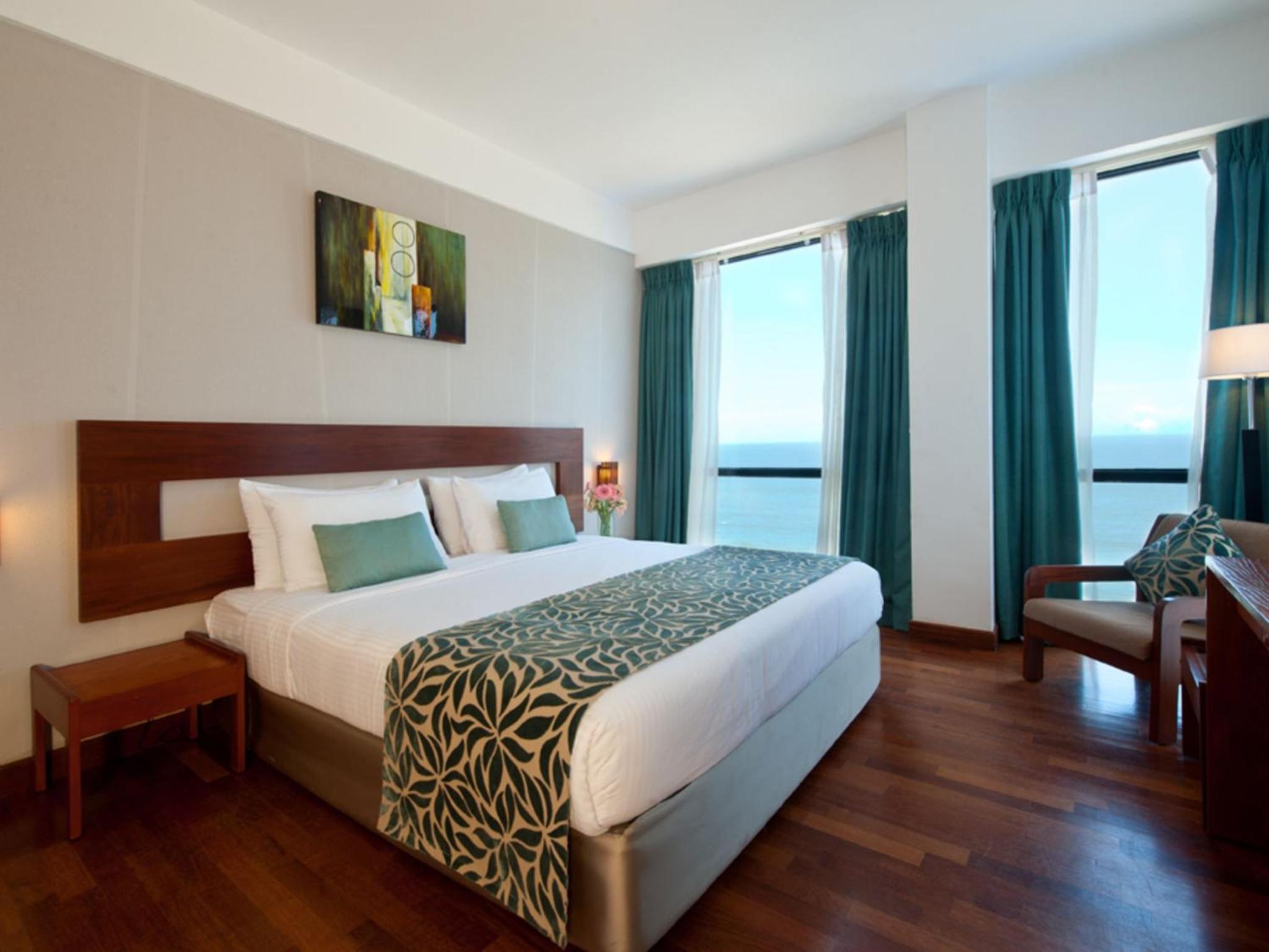 Deluxe Room with Early Check-in at 11 AM & Late Check-out at 2 PM (on Availability), 15% Discount on Food & Beverages and 10% Discount on Spa photo 2